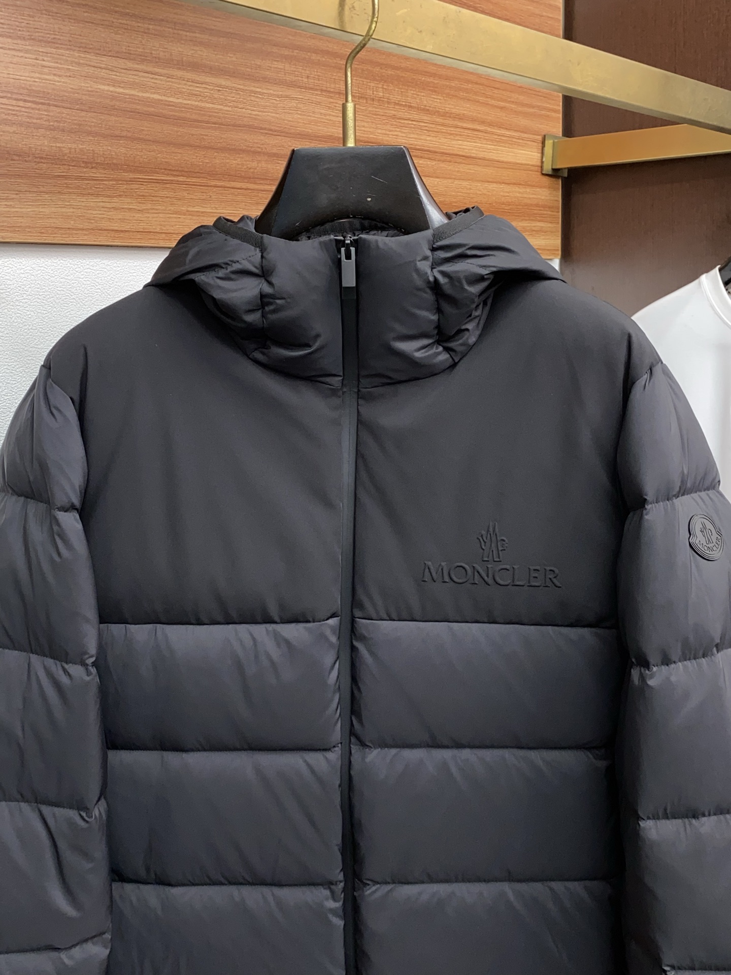 蒙口 25秋冬男士时尚羽绒服 轻奢时尚休闲风格，轻盈保暖柔软！低调系列时尚百搭，就是有型！香港贸易订单款