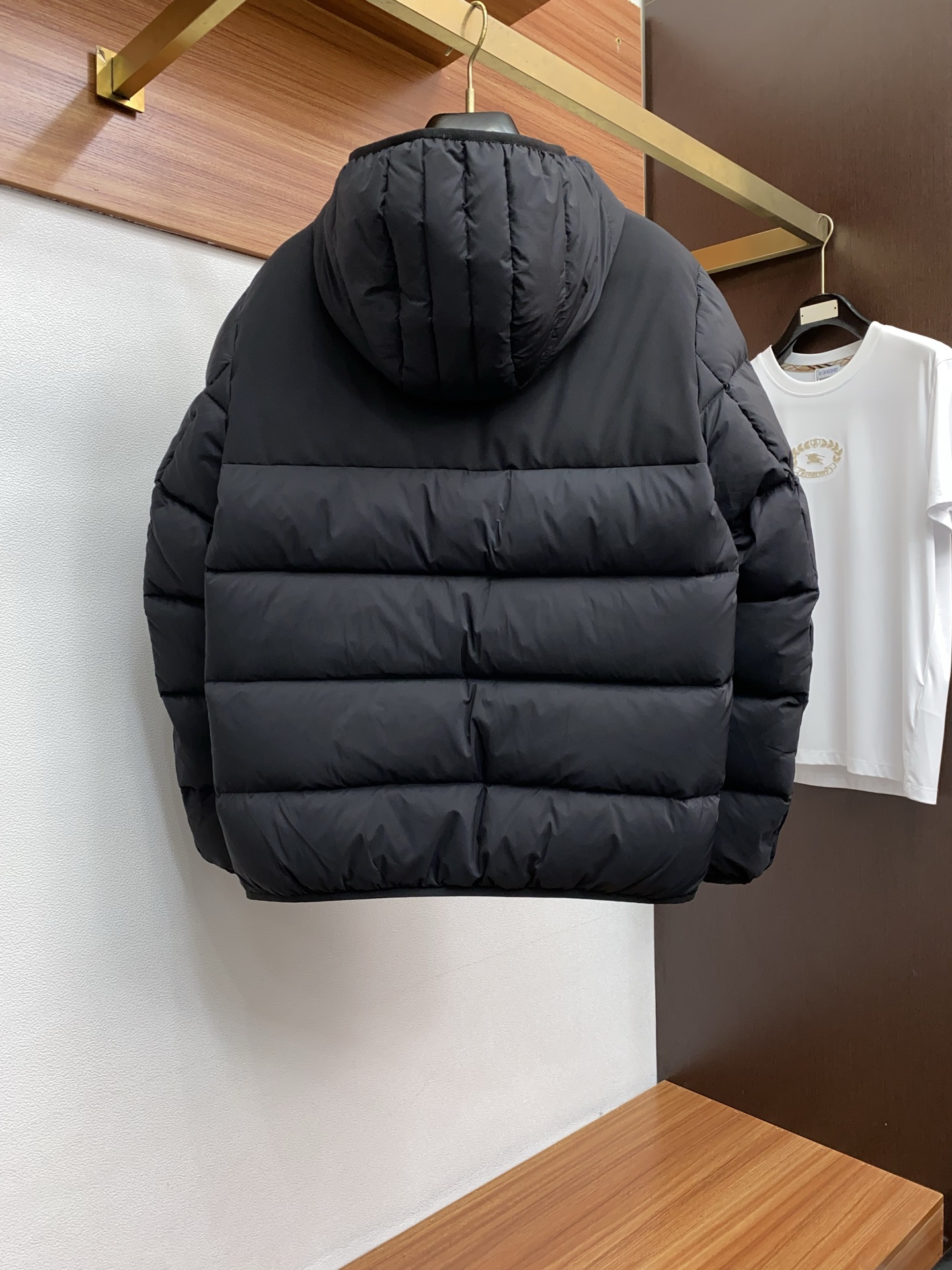 蒙口 25秋冬男士时尚羽绒服 轻奢时尚休闲风格，轻盈保暖柔软！低调系列时尚百搭，就是有型！香港贸易订单款