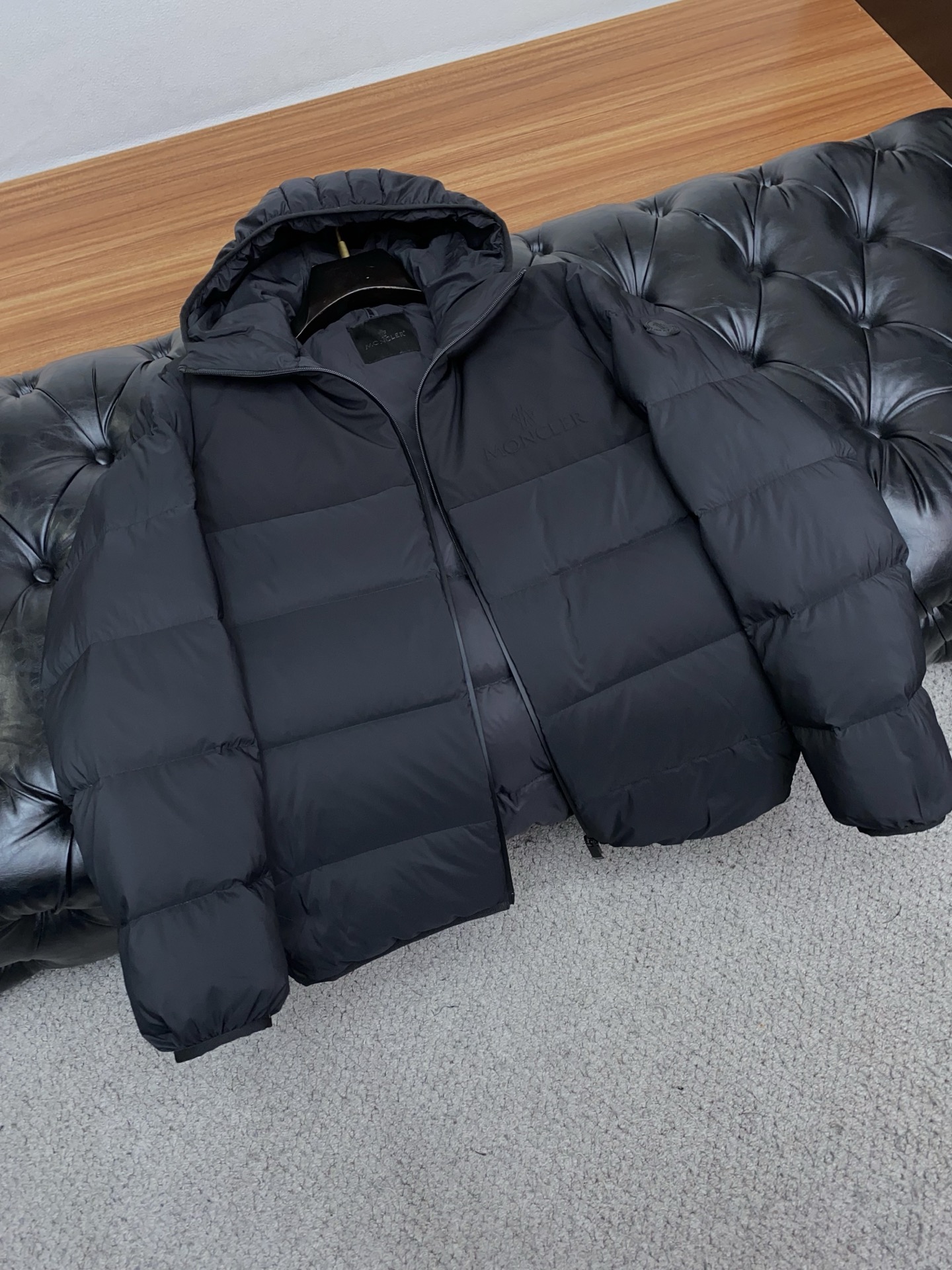 蒙口 25秋冬男士时尚羽绒服 轻奢时尚休闲风格，轻盈保暖柔软！低调系列时尚百搭，就是有型！香港贸易订单款