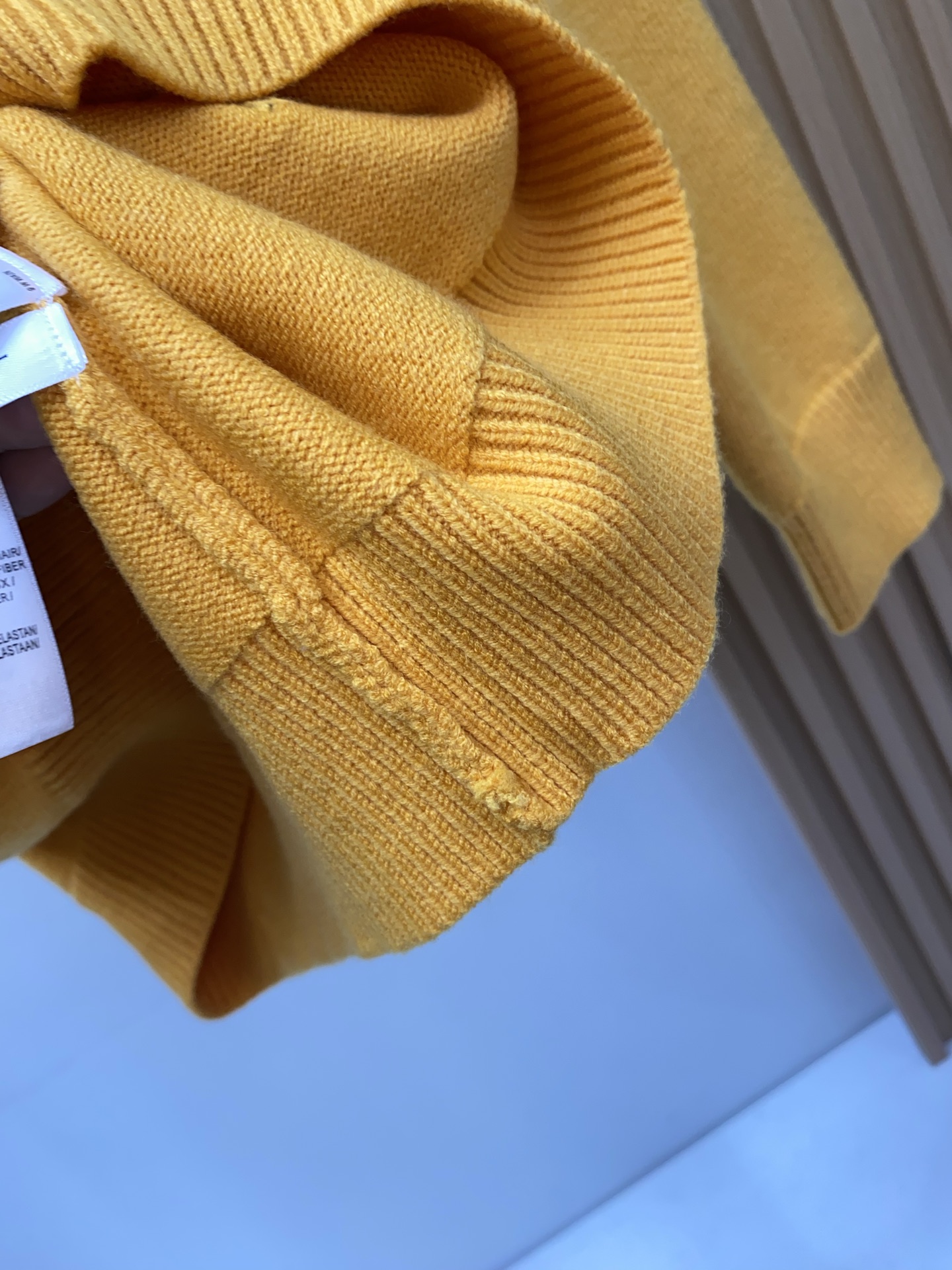 始祖鸟 2025秋冬新款简约百搭款羊毛混纺长袖毛衣 精致工艺专柜面料，顶级元素融合打造，潮男时尚，无论是