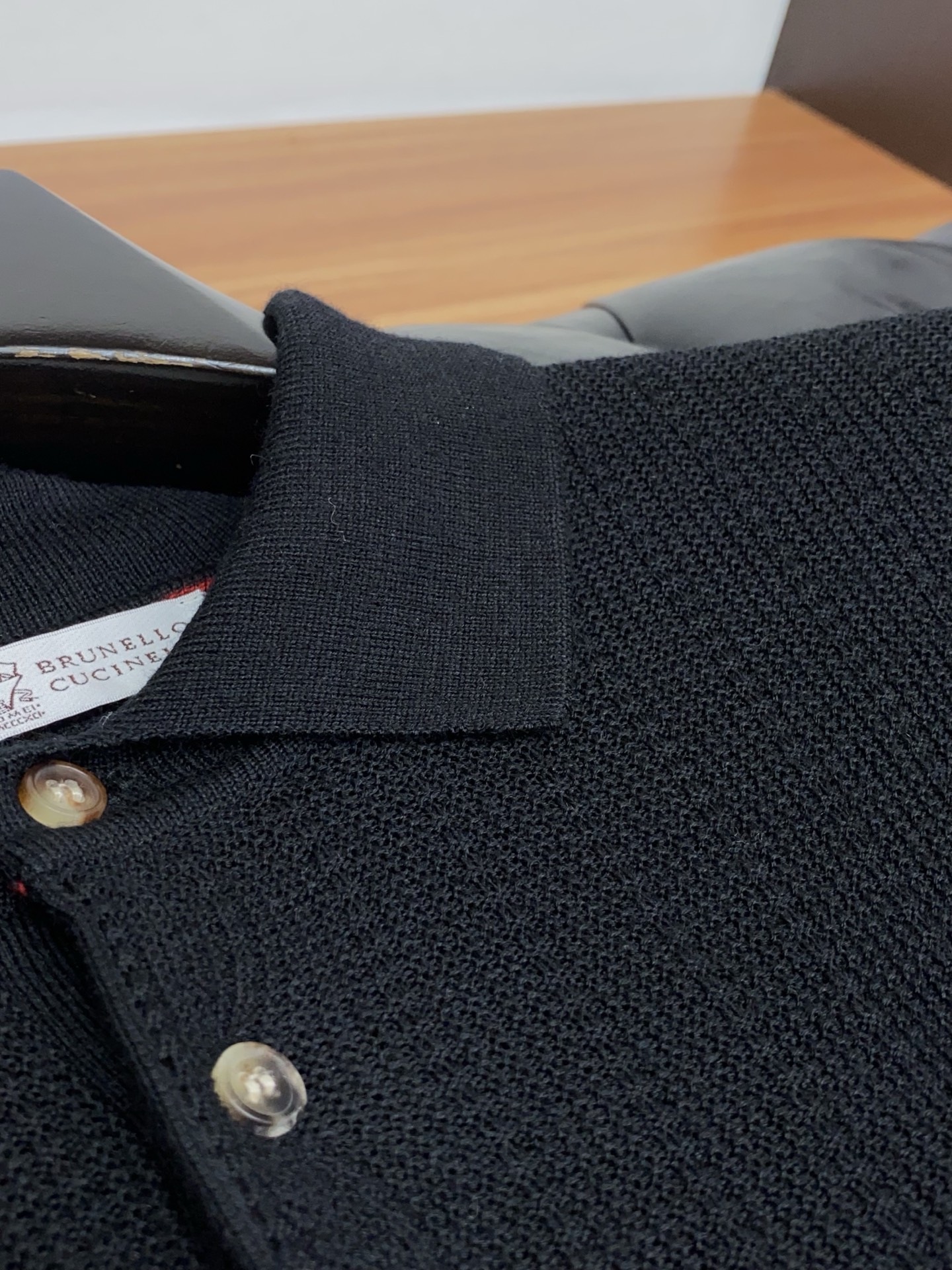 BC 老钱经典永驻绅士雅韵Polo衫毛衣，有线条勾勒提花工艺，在男士衣橱中，总有一些单品能够跨越季节与潮