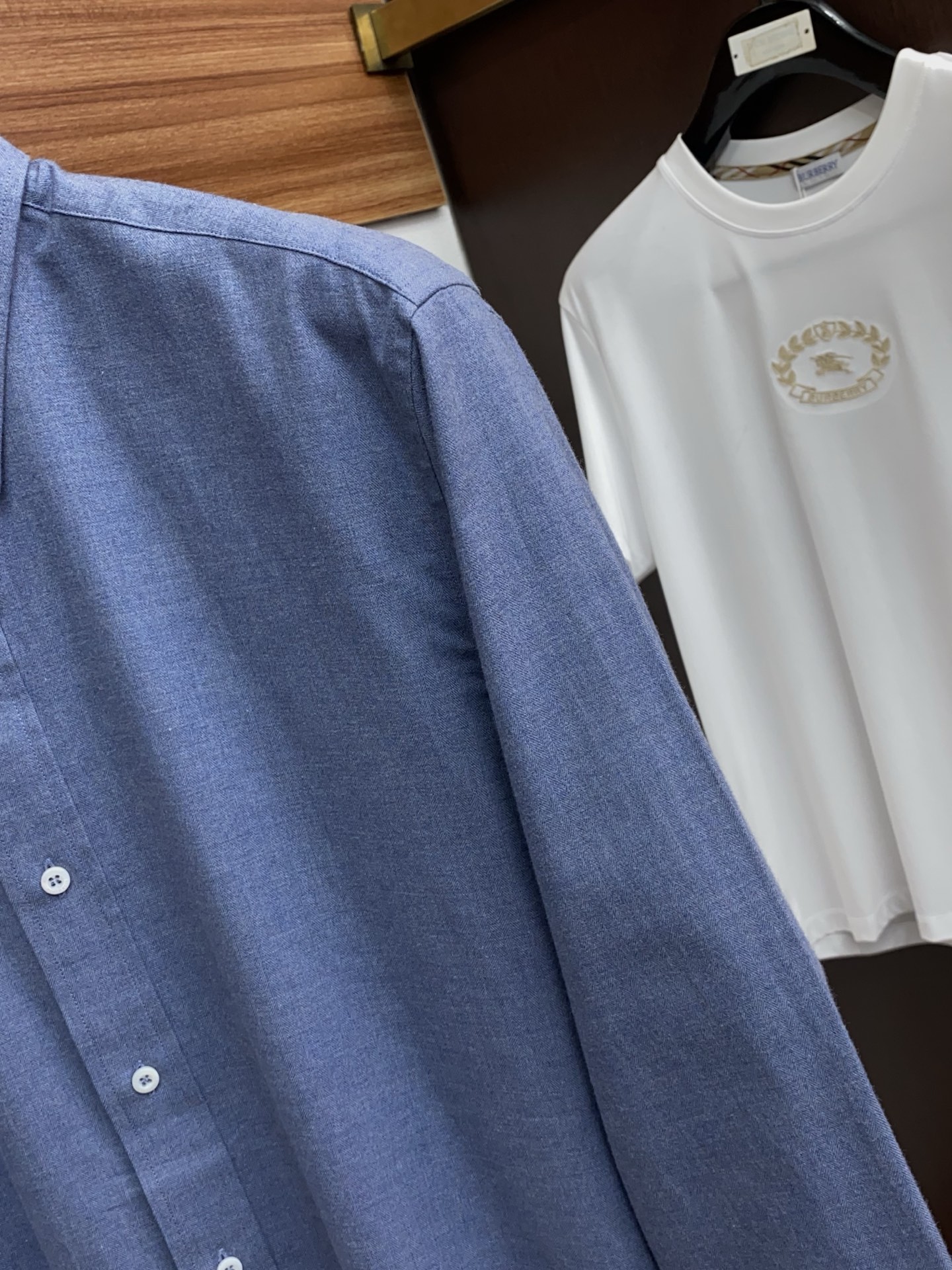 BC 2025 新款衬衫定制面料 亲肤舒适柔软透气！衬衫绝对是男士必备品 配西装配T恤又或是单穿，都是顶