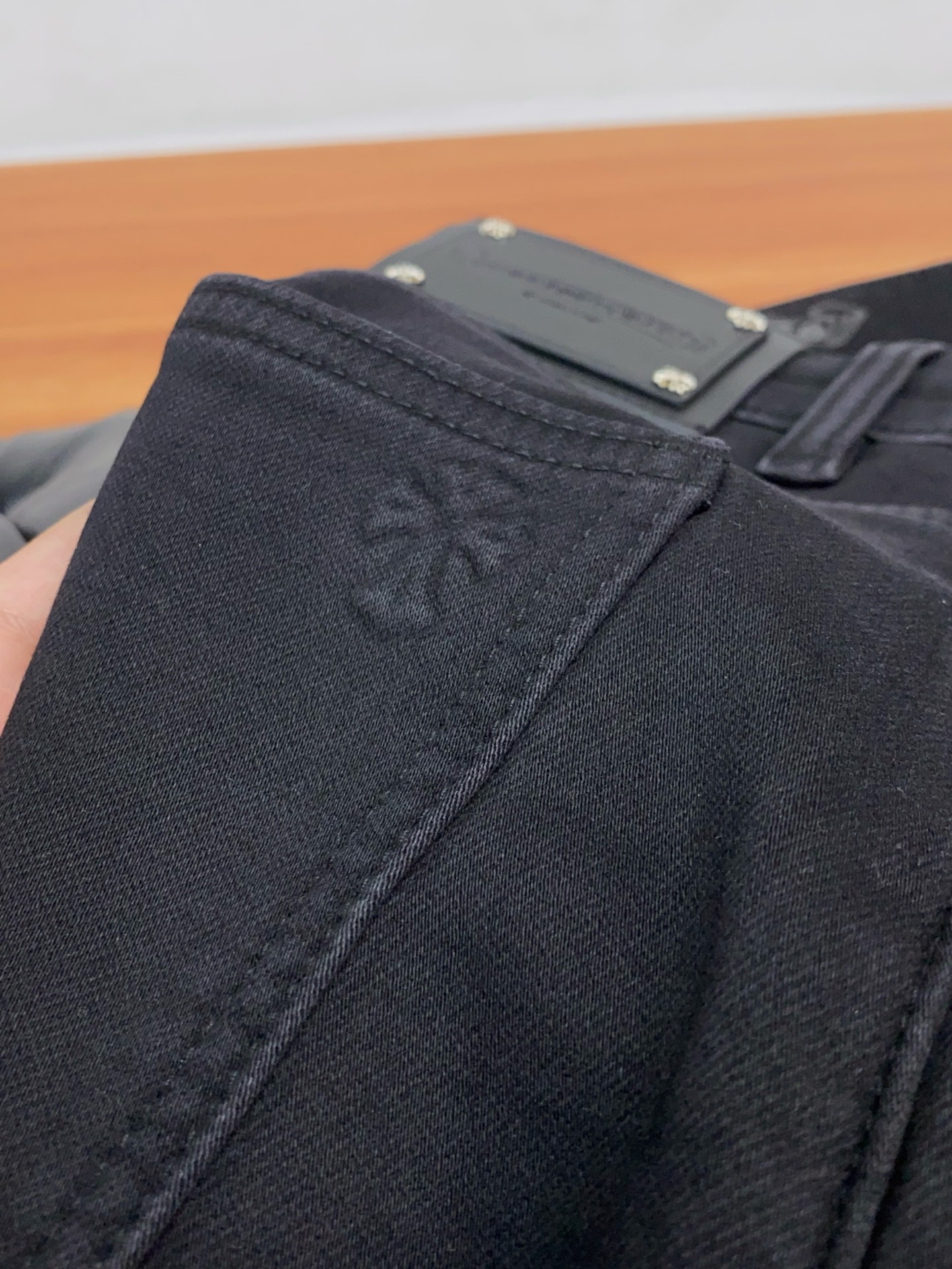 克罗心 25新款 市场独家订制加厚拉绒进口丹宁牛仔面料 稀缺面料 超级舒服 工艺复杂四季款牛仔裤 针织牛