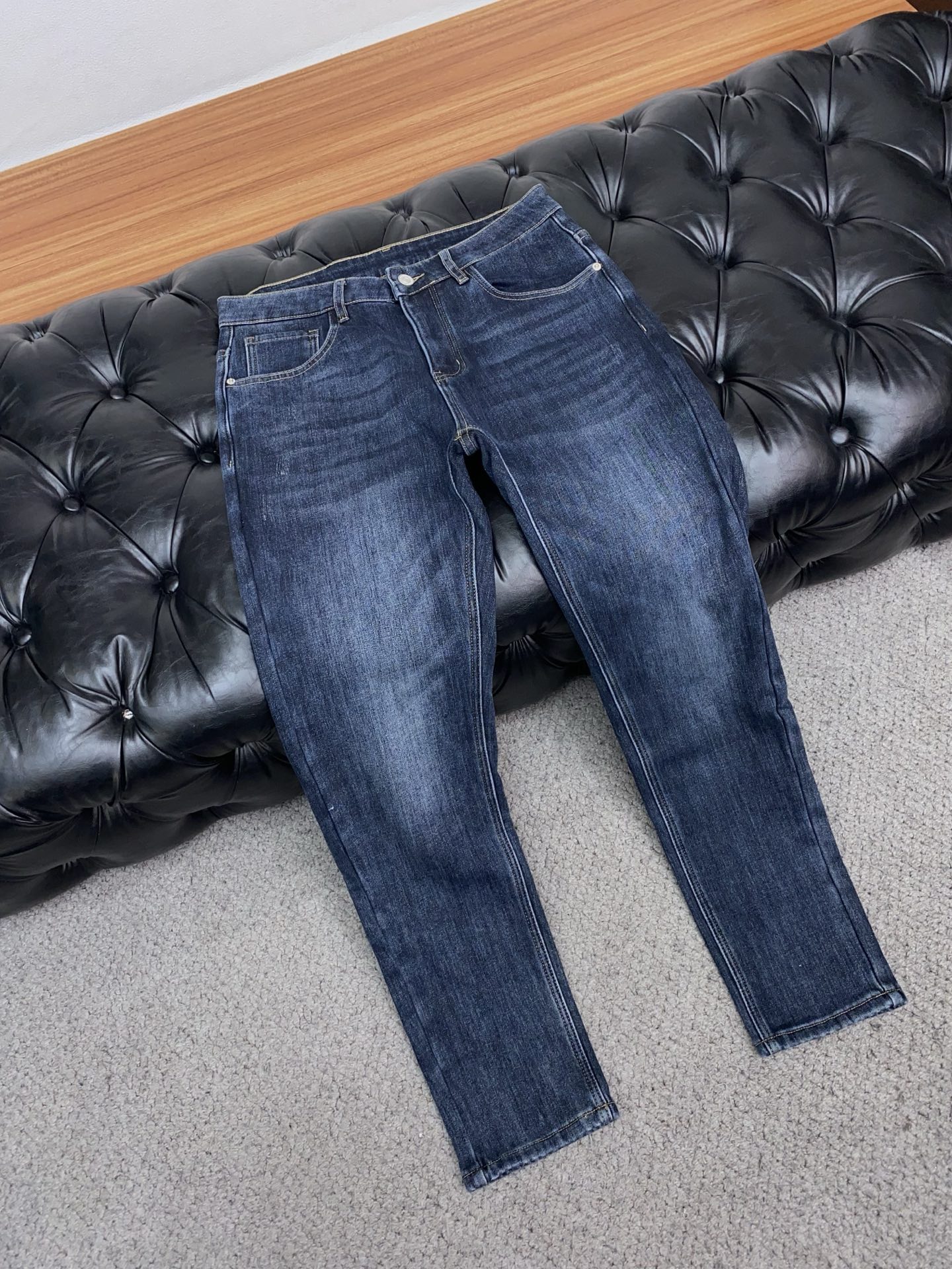 普拉达 25新款 市场独家订制 修身 进口加厚拉绒丹宁牛仔面料 稀缺面料 超级舒服 工艺复杂四季款牛仔裤