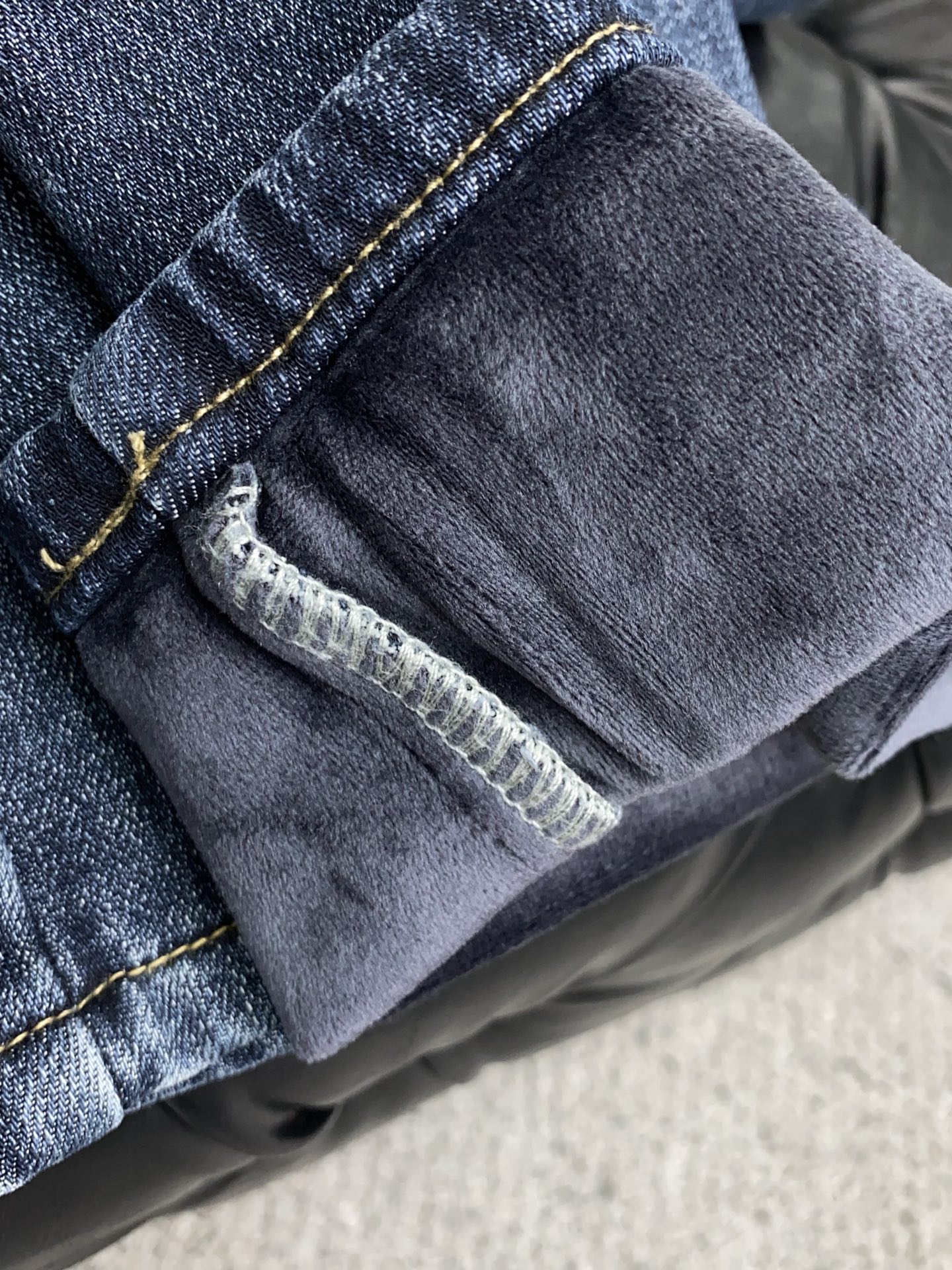 普拉达 25新款 市场独家订制 修身 进口加厚拉绒丹宁牛仔面料 稀缺面料 超级舒服 工艺复杂四季款牛仔裤