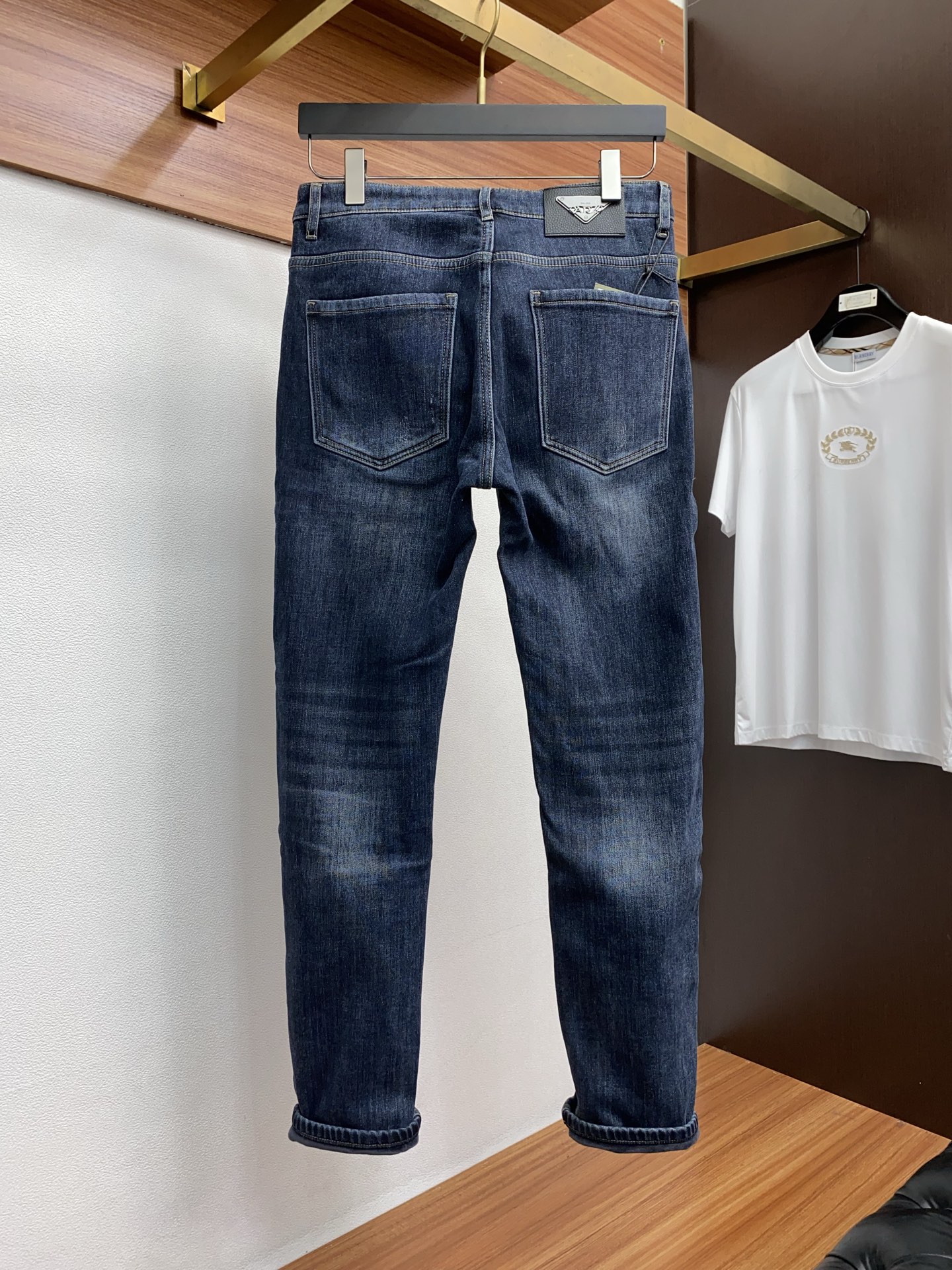 普拉达 25新款 市场独家订制 修身 进口加厚拉绒丹宁牛仔面料 稀缺面料 超级舒服 工艺复杂四季款牛仔裤