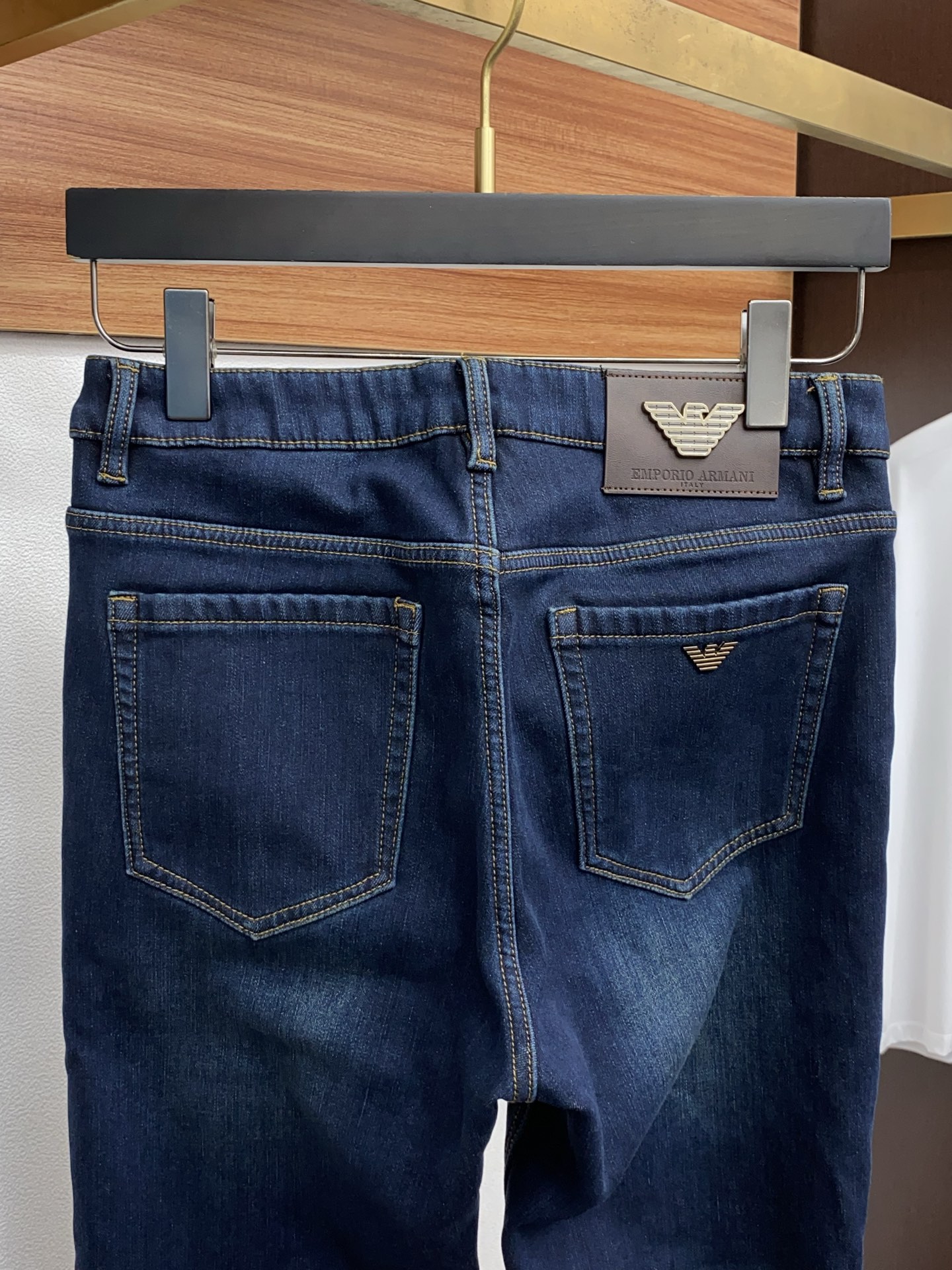 阿玛尼 25新款 市场独家订制 修身 进口加厚加绒丹宁牛仔面料 稀缺面料 超级舒服 工艺复杂四季款牛仔裤