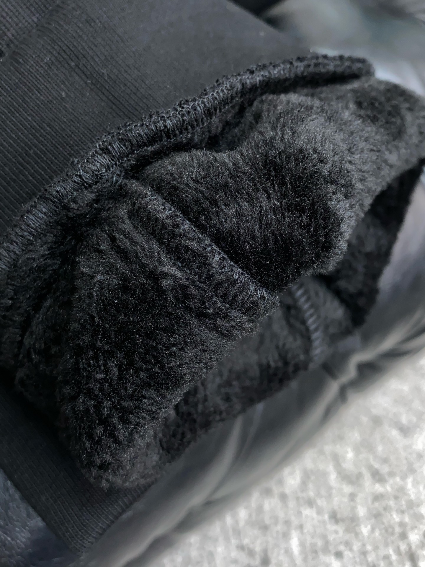 大鹅 2025SS早秋冬新品 加厚复合加绒面料男士商务运动休闲裤 每季必出的类型，无需质疑的热卖王牌单品