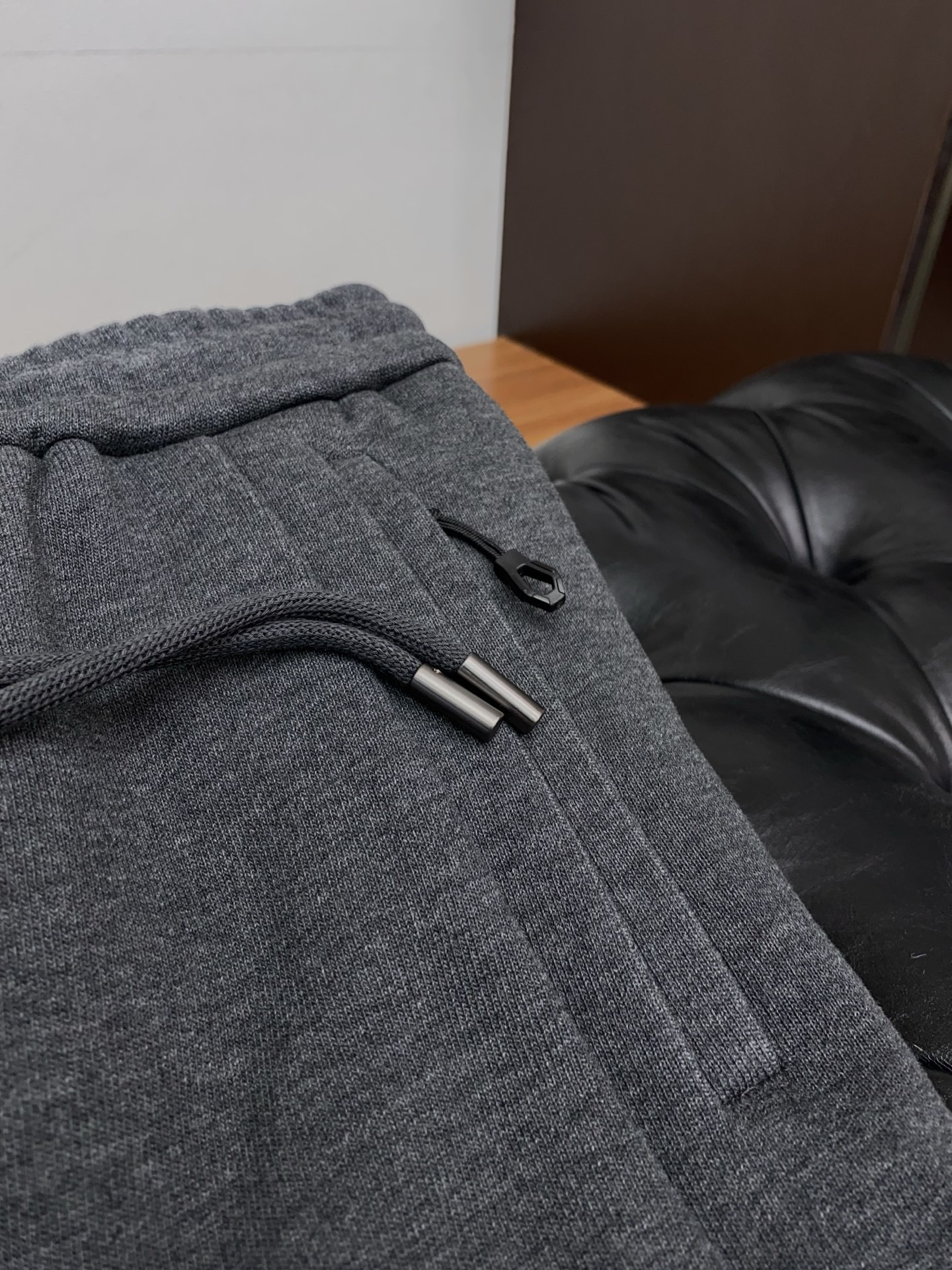 大鹅 2025SS早秋冬新品 加厚复合加绒面料男士商务运动休闲裤 每季必出的类型，无需质疑的热卖王牌单品