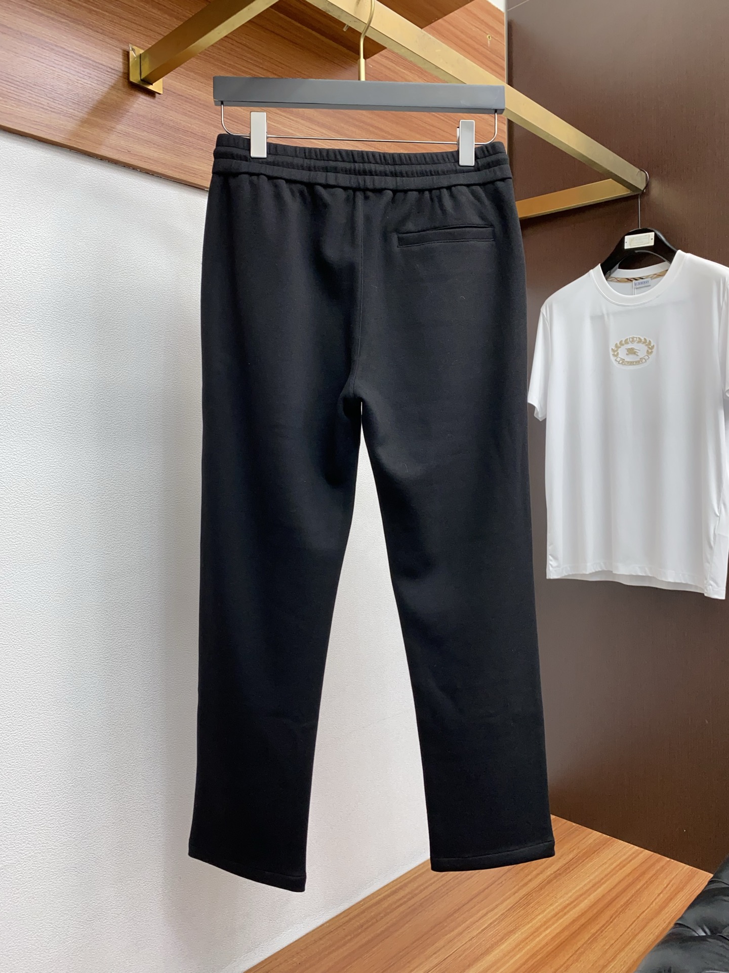 杰尼亚 男士休闲套装 时尚长袖拉链外套套装臻选高端弹力卫衣料面料，手感软糯！质感细腻，无痕防尘免烫立体有