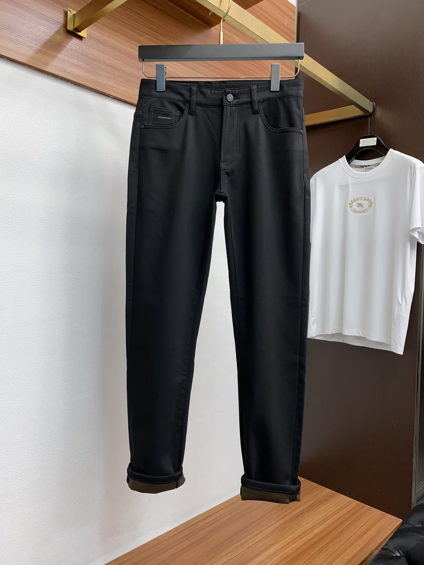 杰尼亚2025SS秋冬 新品 原单男士超绒加绒加厚牛仔裤纯血统品 每季必出的类型，松紧腰围上身极为舒适 