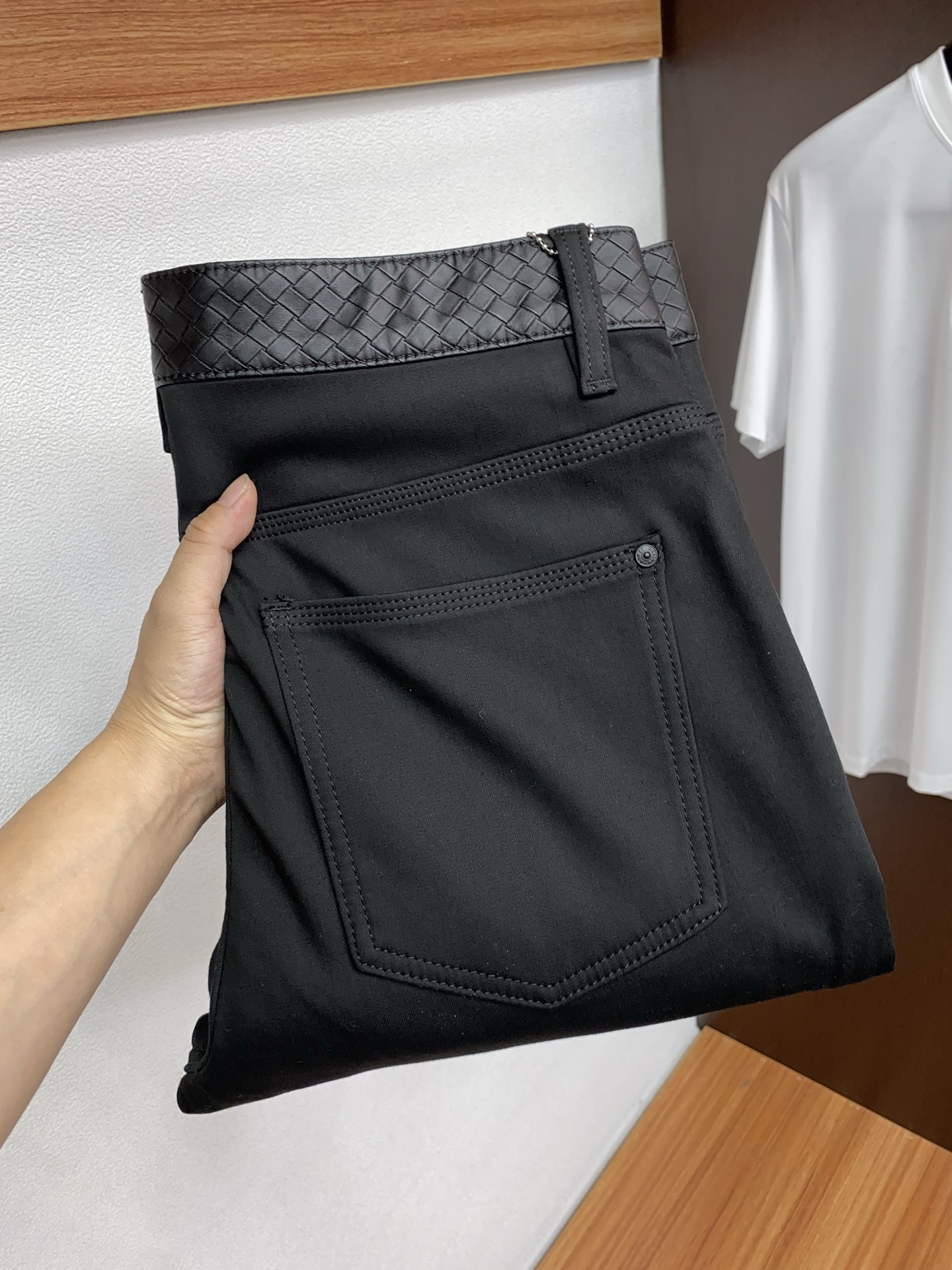 BV 2025SS秋冬 新品 原单男士直筒牛仔裤纯血统品 每季必出的类型，松紧腰围上身极为舒适 无需质疑