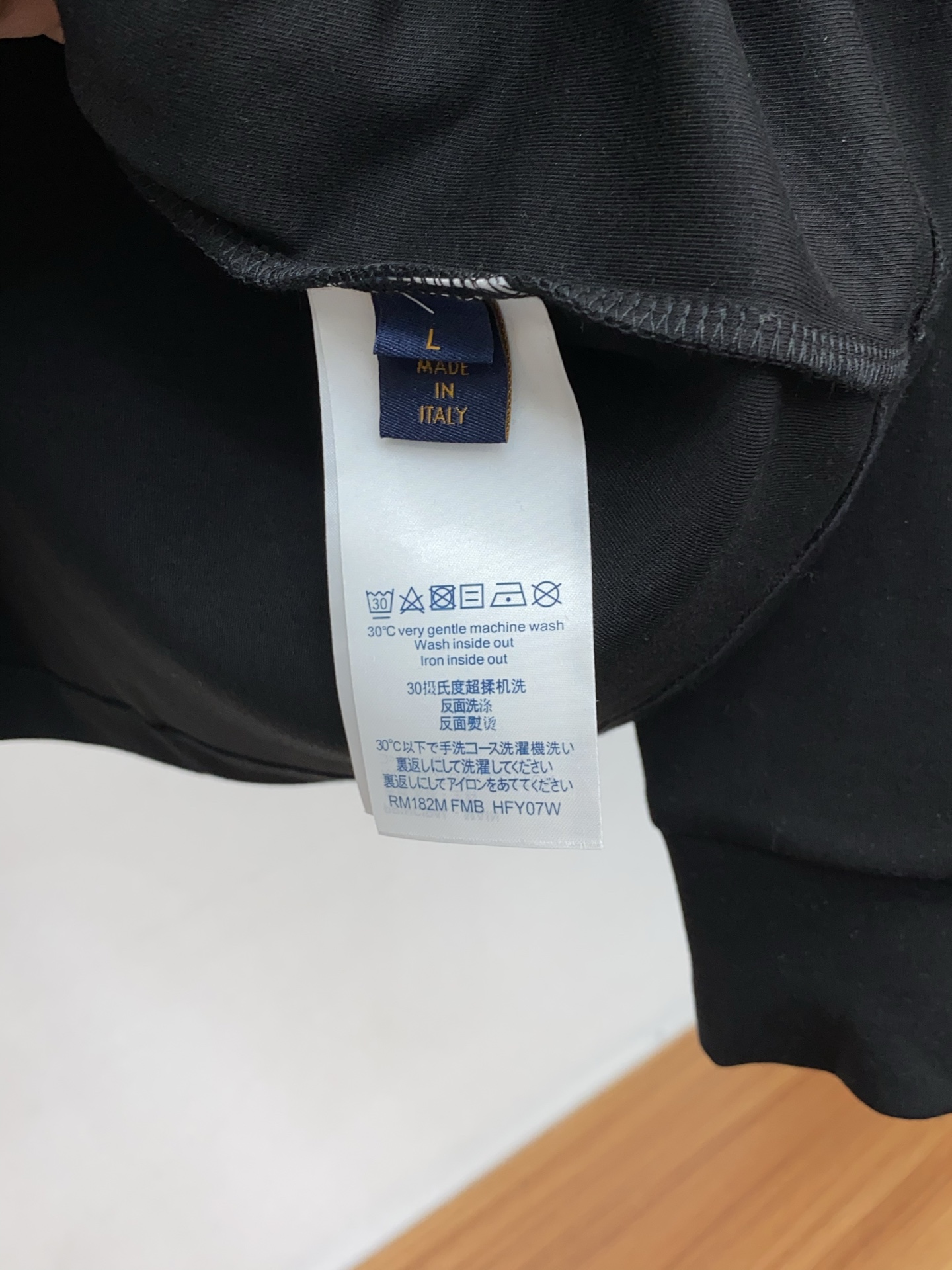 1v路易威登 2025秋冬新品，男士基础款圆领长袖T恤打底衫！贸易公司渠道稀出，同步GW发售，选用客供进