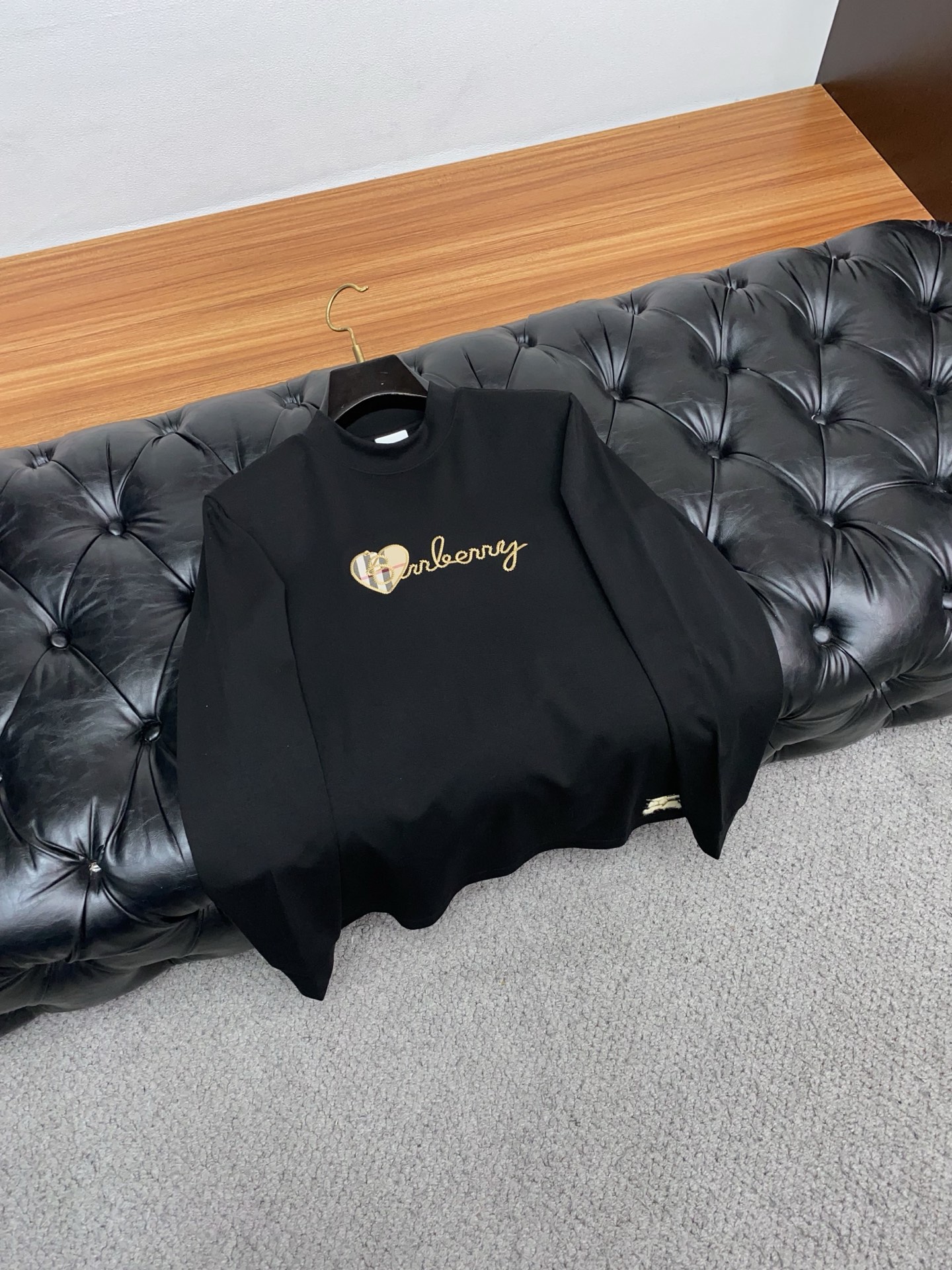 巴宝莉 2025秋冬新品，男士基础款圆领长袖T恤打底衫！贸易公司渠道稀出，同步GW发售，选用客供进口26