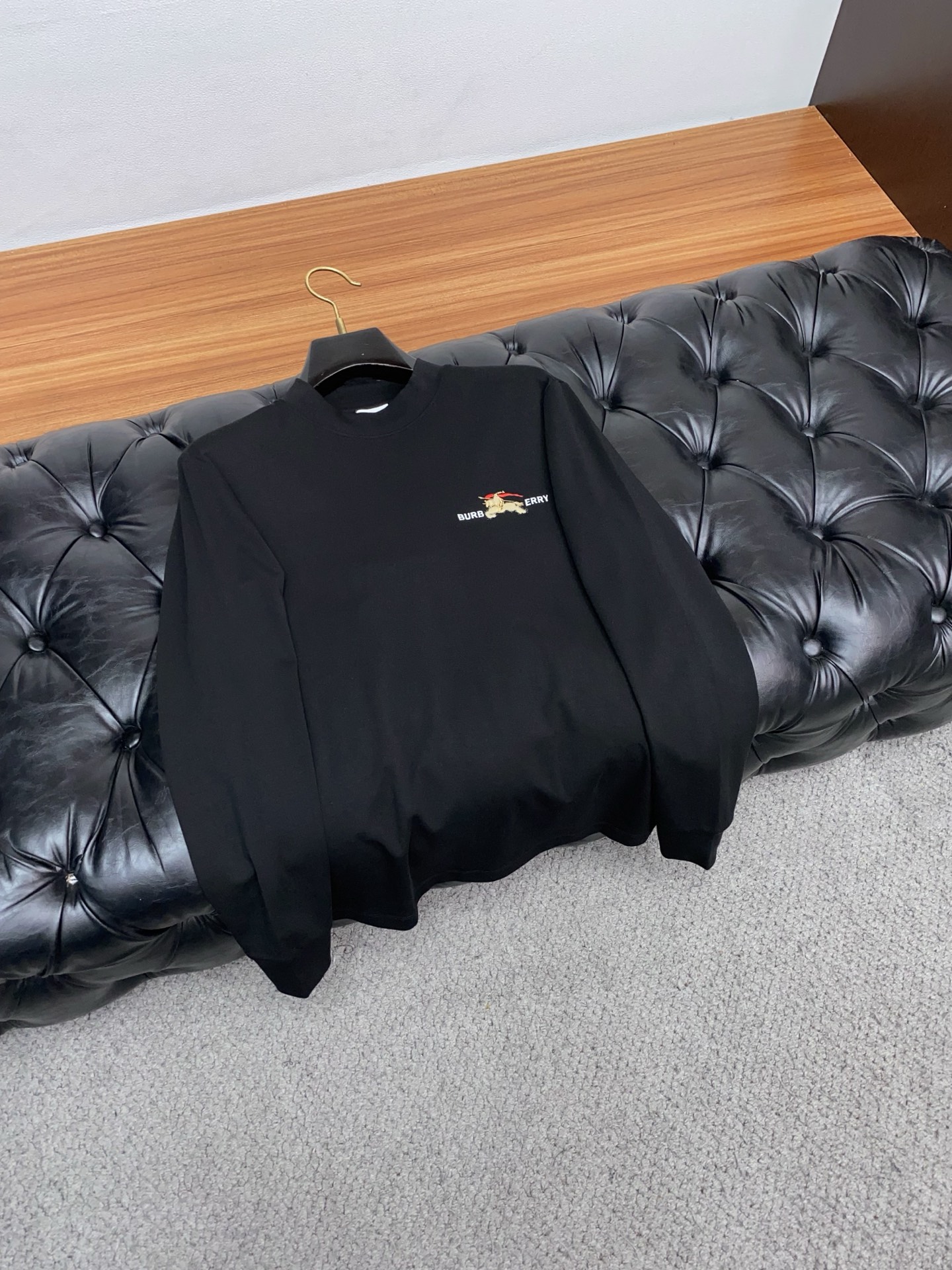 巴宝莉 2025秋冬新品，男士基础款圆领长袖T恤打底衫！贸易公司渠道稀出，同步GW发售，选用客供进口26