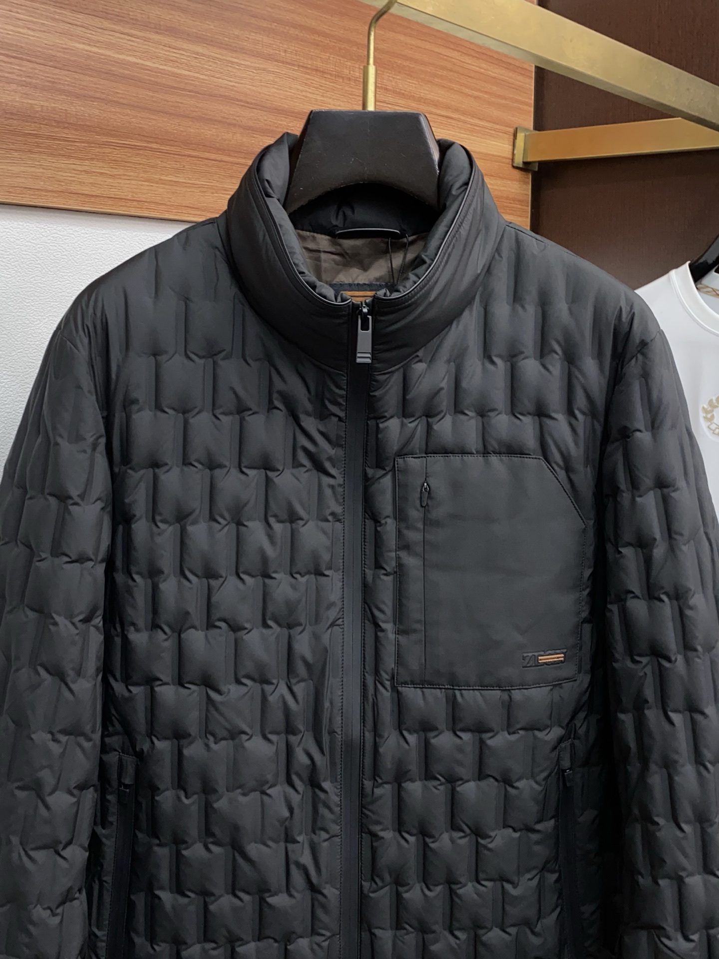 杰尼亚 25秋冬男士时尚羽绒服 轻奢时尚休闲风格，轻盈保暖柔软！低调系列时尚百搭，就是有型！香港贸易订单