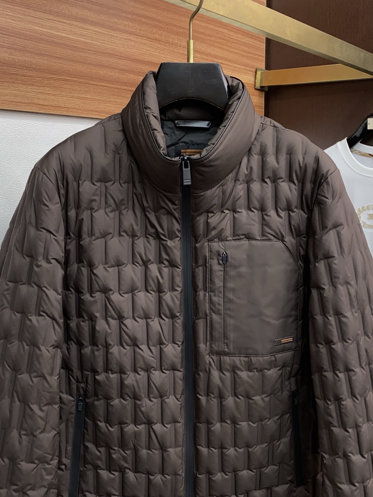 杰尼亚 25秋冬男士时尚羽绒服 轻奢时尚休闲风格，轻盈保暖柔软！低调系列时尚百搭，就是有型！香港贸易订单