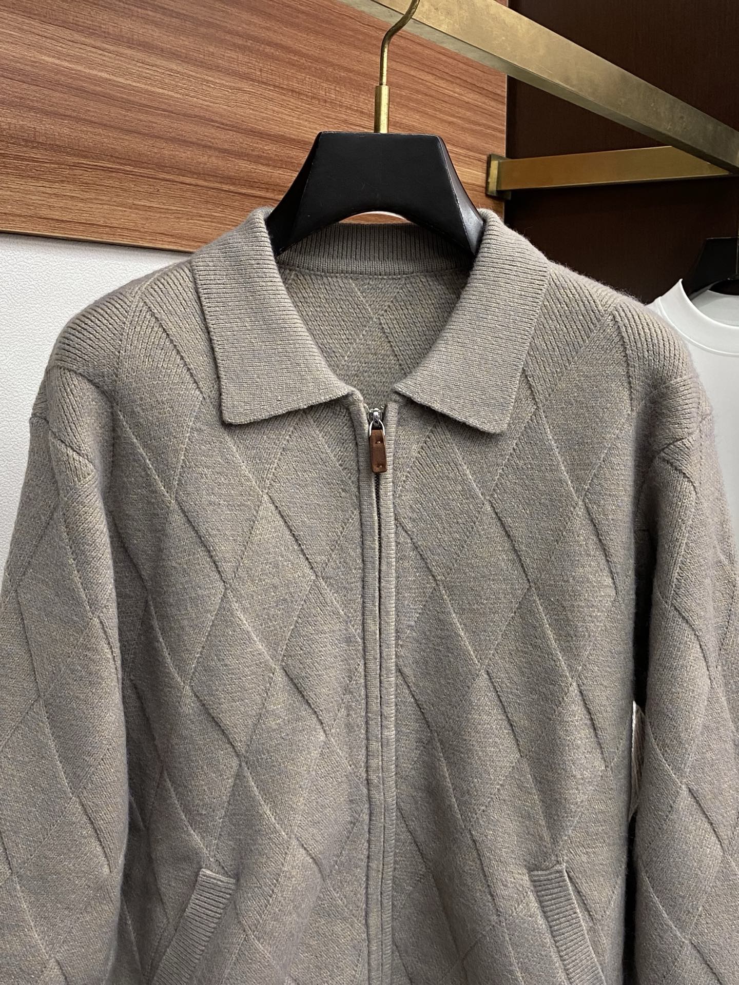 杰尼亚 2025FW男士秋冬羊毛拉链开衫翻领外套毛衣 打底外穿毛衣 针织衫休闲日常穿搭单品！上身修饰身形