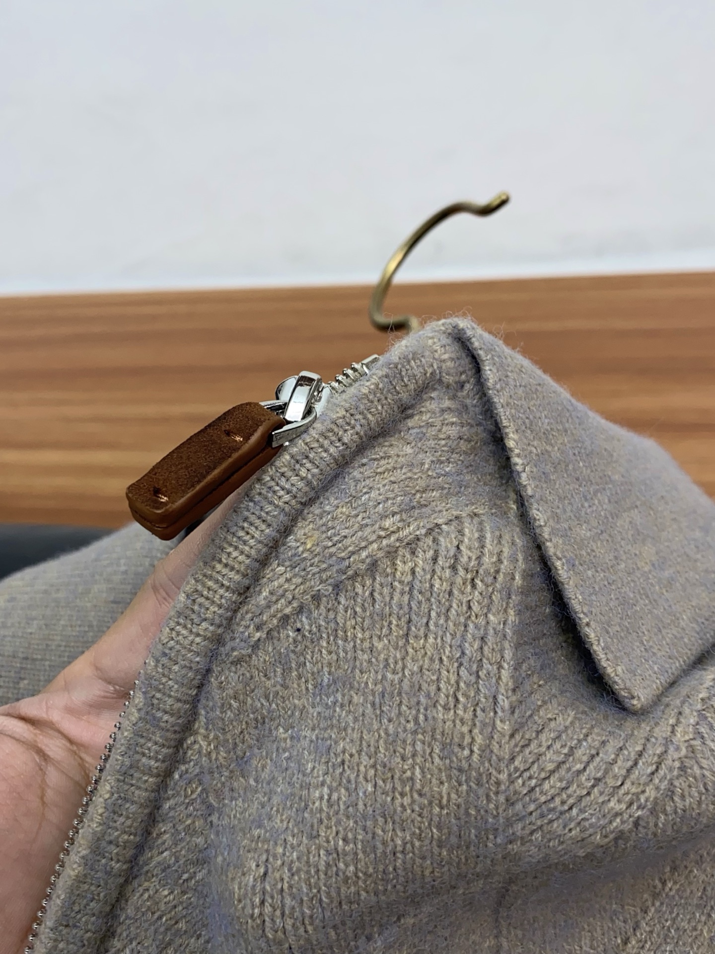 杰尼亚 2025FW男士秋冬羊毛拉链开衫翻领外套毛衣 打底外穿毛衣 针织衫休闲日常穿搭单品！上身修饰身形