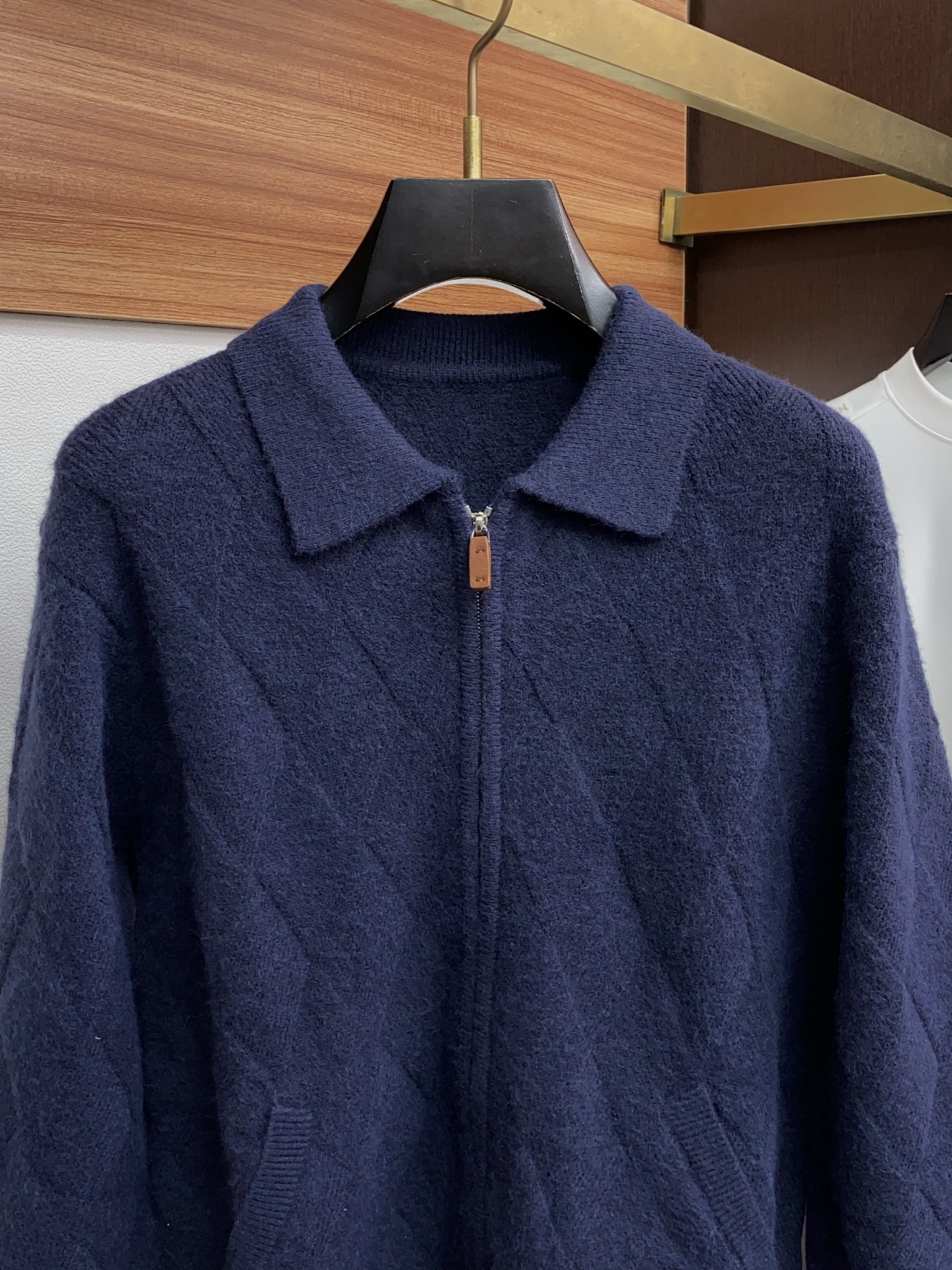 杰尼亚 2025FW男士秋冬羊毛拉链开衫翻领外套毛衣 打底外穿毛衣 针织衫休闲日常穿搭单品！上身修饰身形