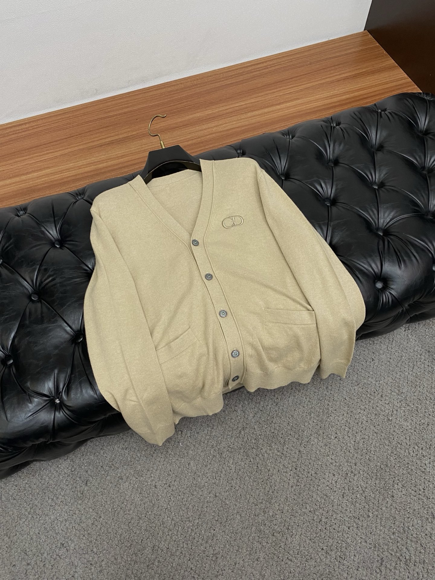 迪奥 2025FW男士秋冬羊毛混纺开衫毛衣 打底外穿毛衣 针织衫休闲日常穿搭单品！上身修饰身形、定制面料