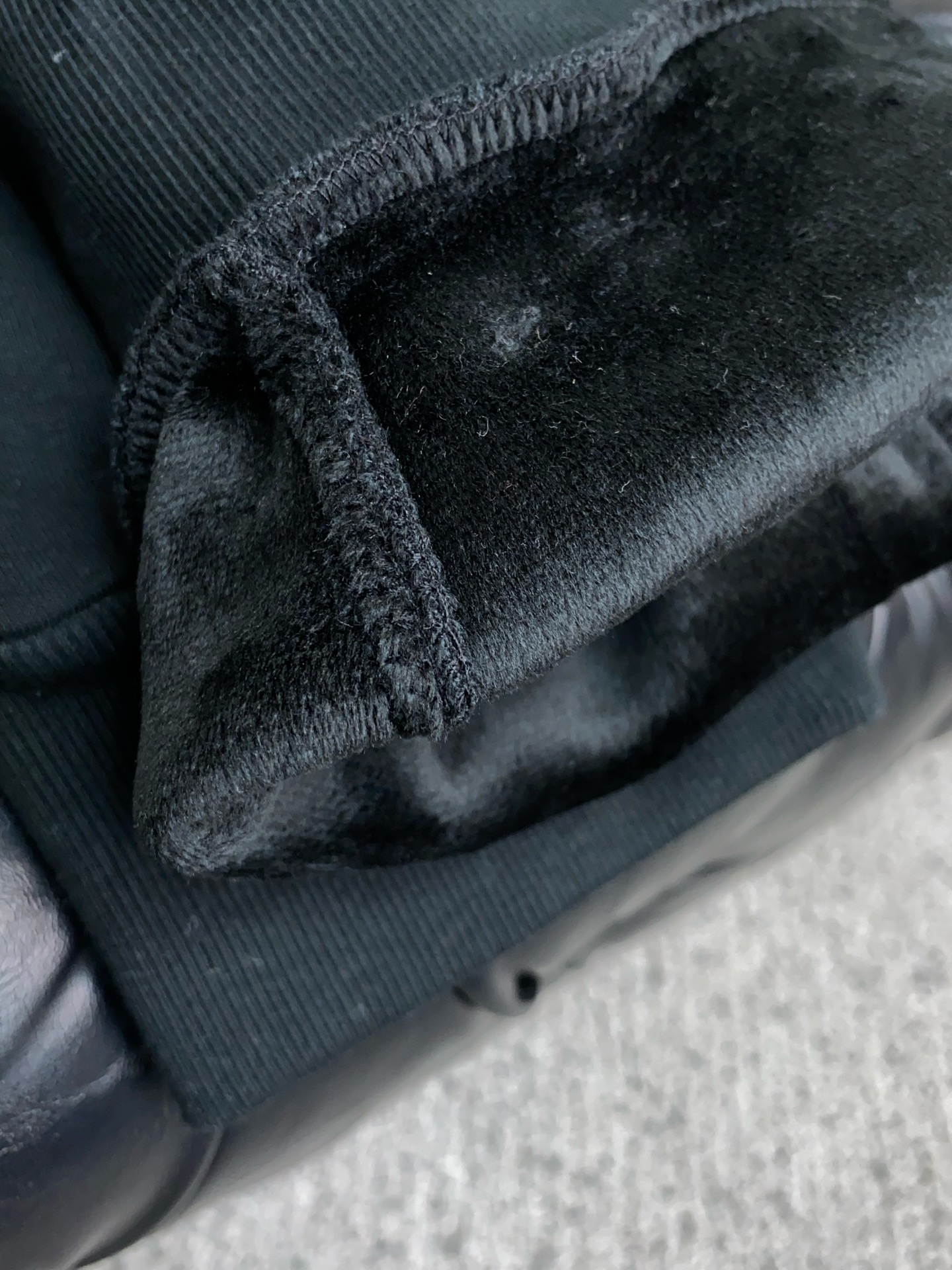 蒙口 25SS新款针织棉布抽绳加绒卫裤，男士经典红蓝标识刺绣运动休闲长裤！贸易公司渠道稀出，领先官网发售