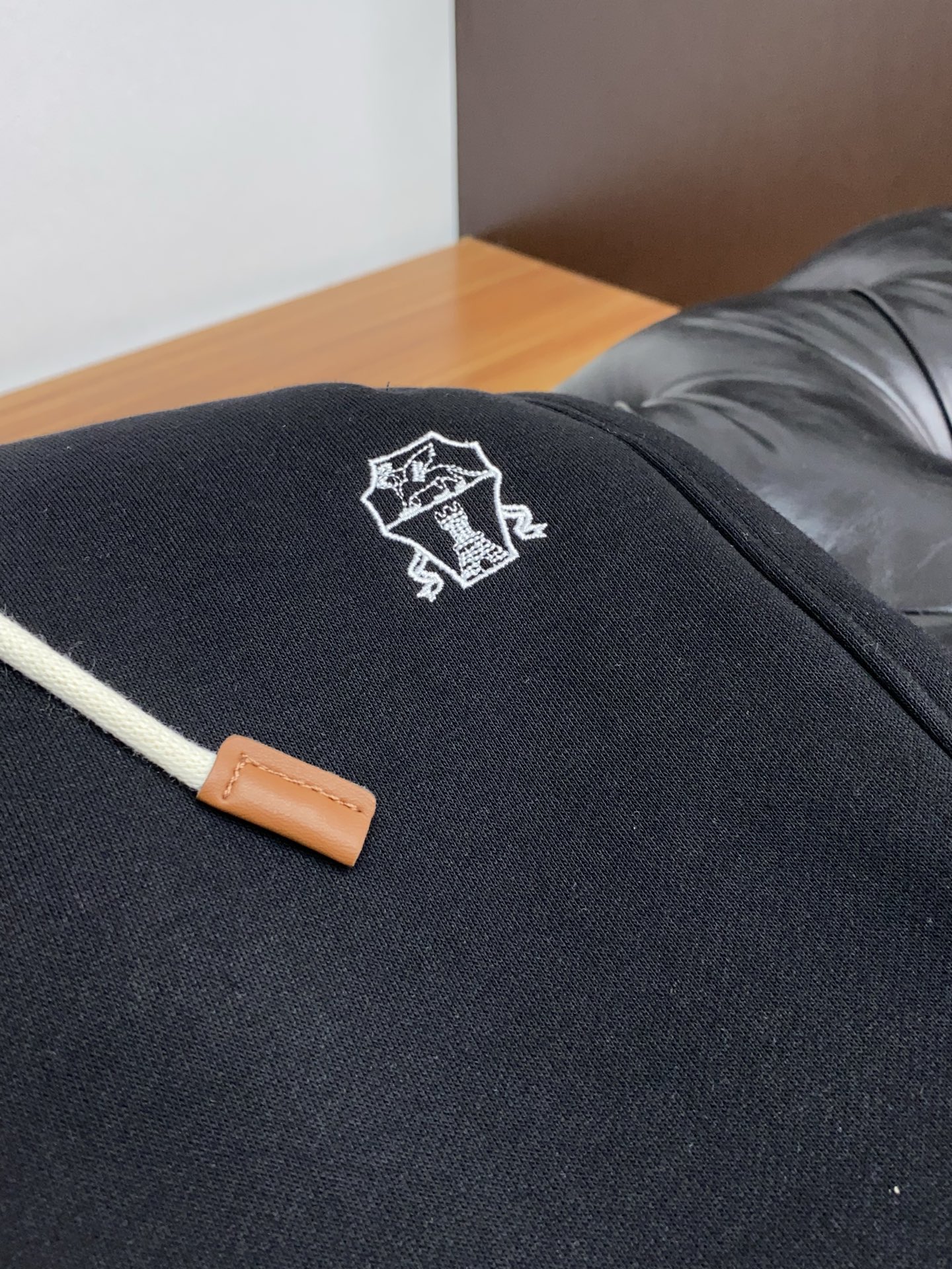 BC 25SS新款针织棉布抽绳加绒卫裤，男士经典红蓝标识刺绣运动休闲长裤！贸易公司渠道稀出，领先官网发售