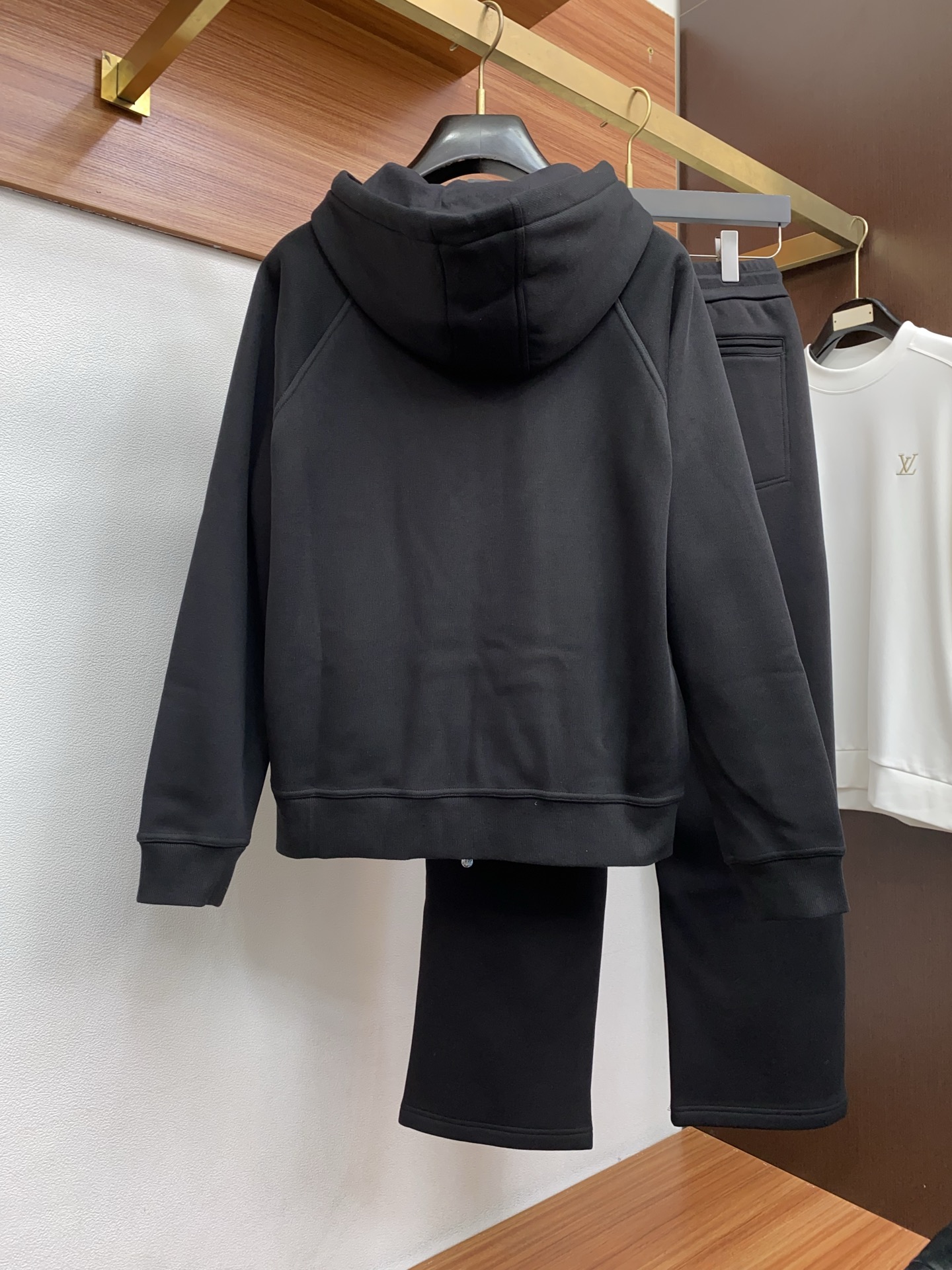 BC 25SS新款针织棉布抽绳加绒拉链卫衣开衫外套卫裤套装，男士经典红蓝标识刺绣运动休闲套装！贸易公司渠