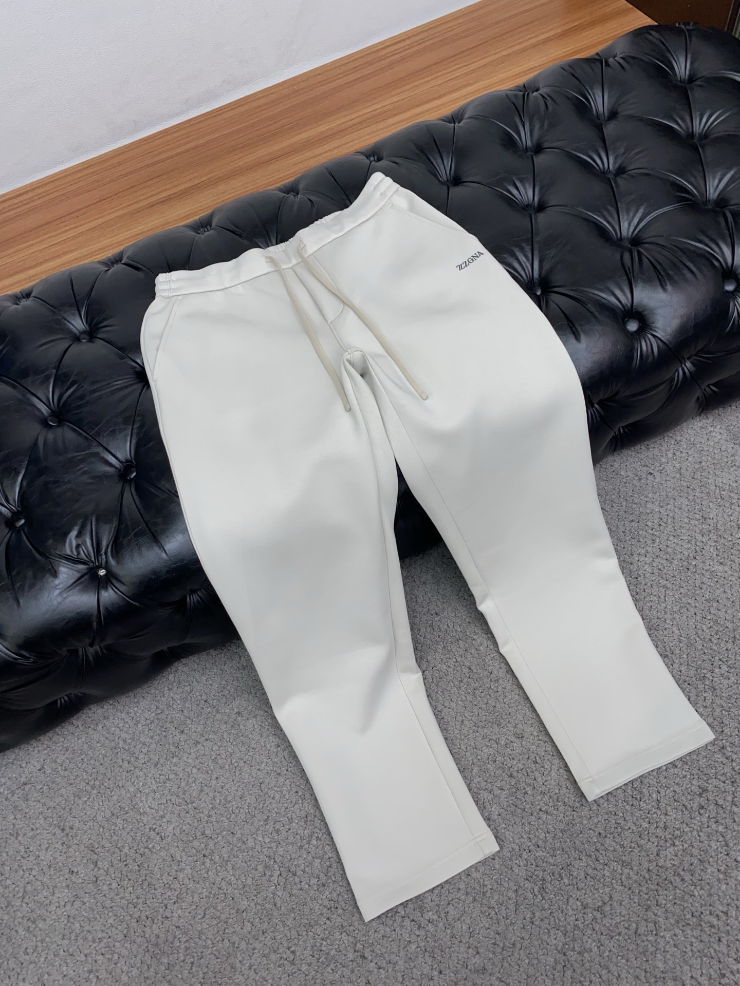 杰尼亚 2025SS早秋冬新品 加厚复合加绒面料男士商务运动休闲裤 每季必出的类型，无需质疑的热卖王牌单