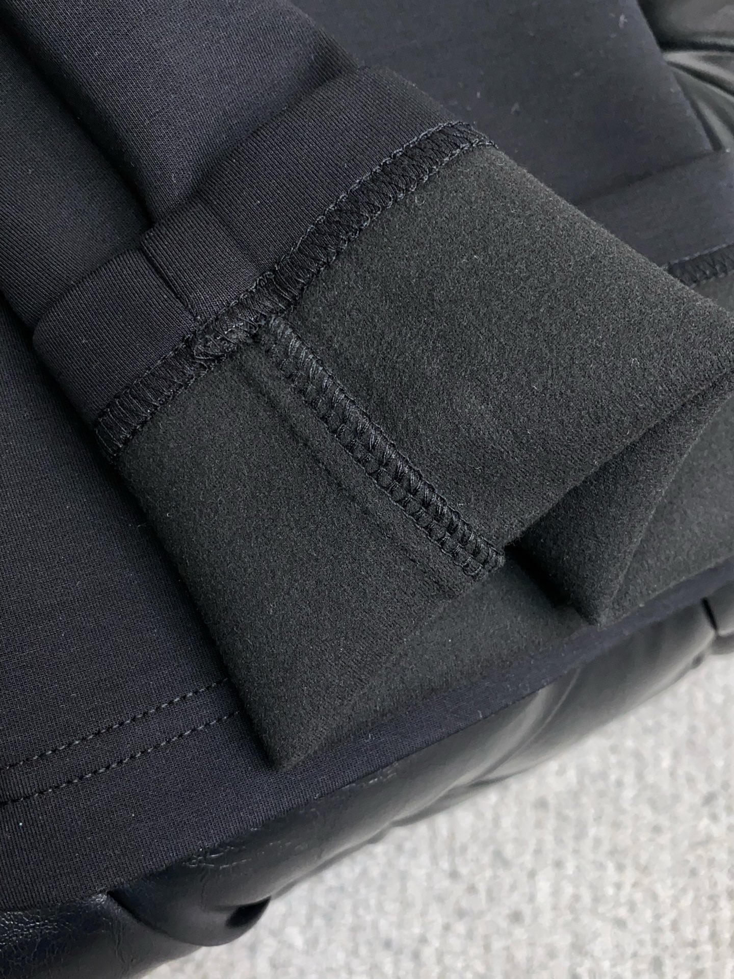 杰尼亚 2025SS早秋冬新品 加厚复合加绒面料男士商务运动休闲裤 每季必出的类型，无需质疑的热卖王牌单