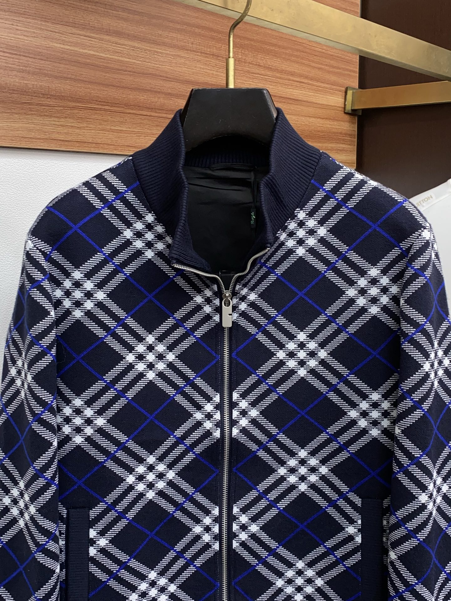 巴宝莉 2025FW男士秋冬加厚羊毛针织拉链夹克外套毛衣 打底外穿毛衣 针织衫休闲日常穿搭单品！上身修饰