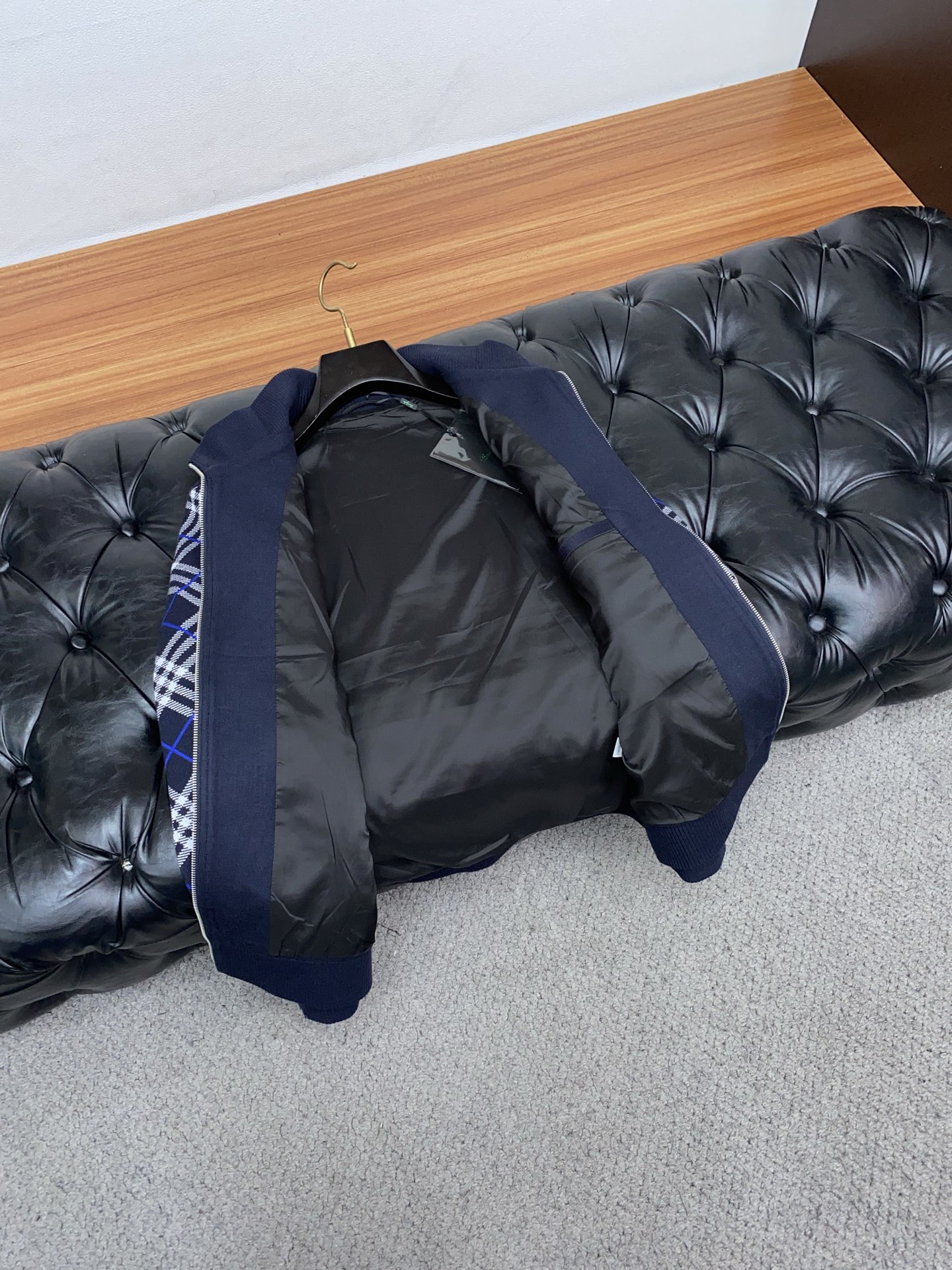 巴宝莉 2025FW男士秋冬加厚羊毛针织拉链夹克外套毛衣 打底外穿毛衣 针织衫休闲日常穿搭单品！上身修饰