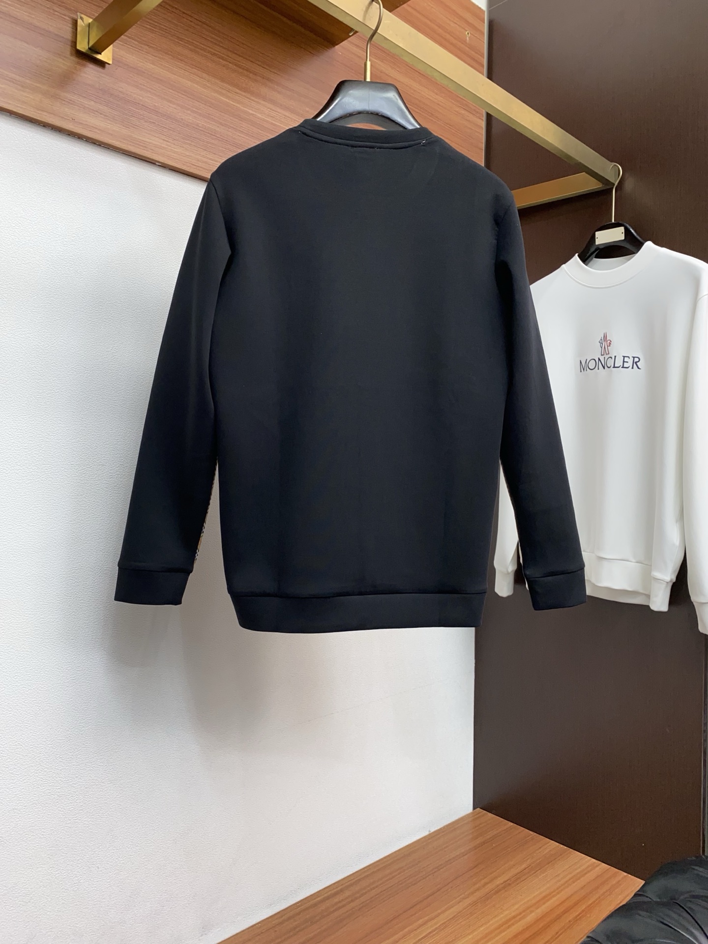 버버리 남성용 미니멀리스트 크루넥 코튼 긴팔 스웨트셔츠 P250 이미지 10