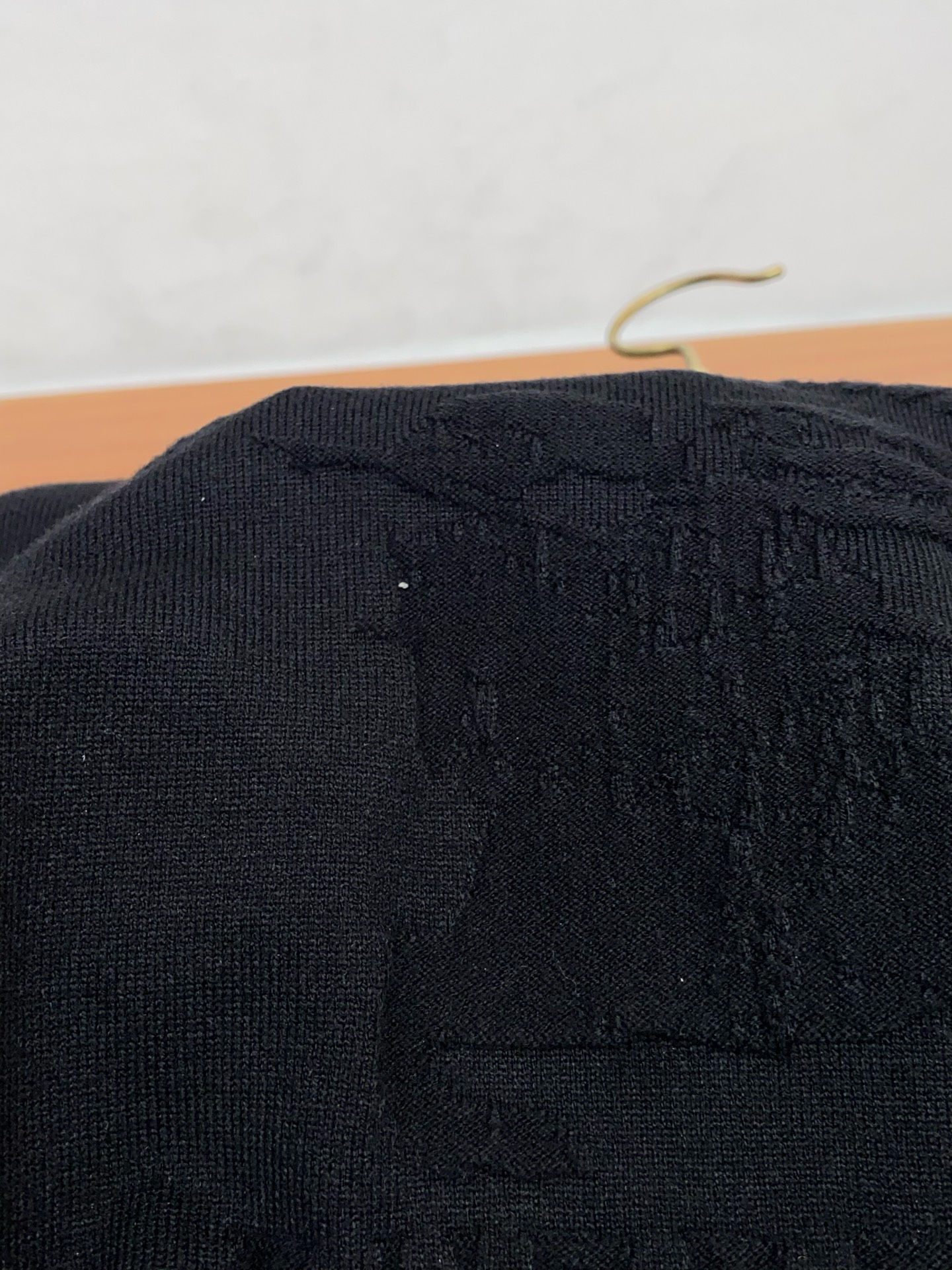 巴宝莉 2025官网秋冬季最新款圆领毛衣，专柜同步在售爆款！特供羊毛混纺面料.手感舒适.可直接接触皮肤，