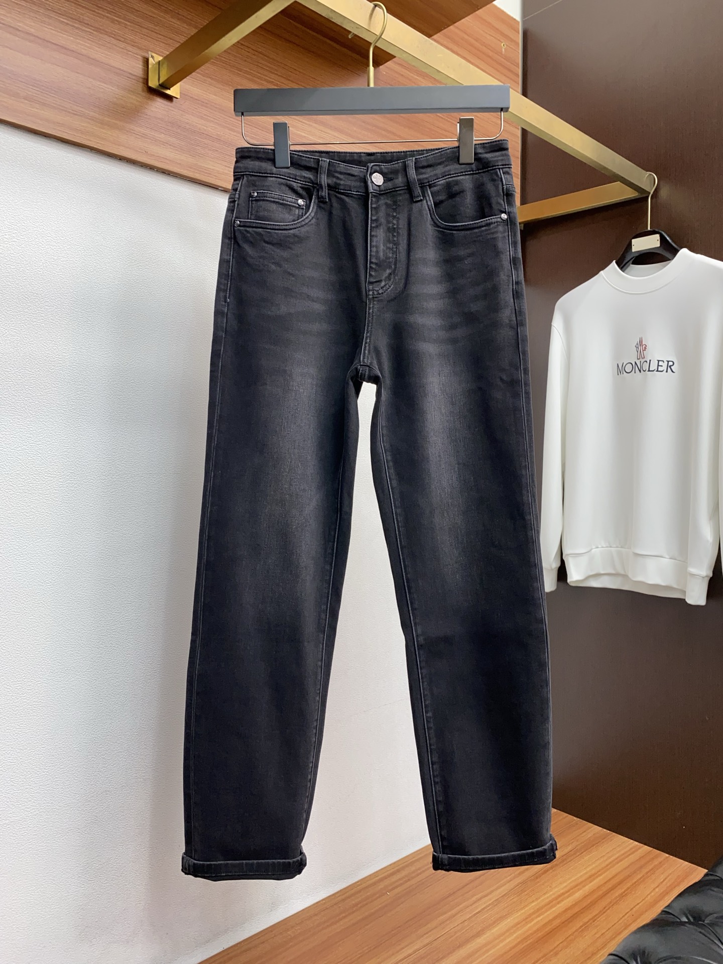 1v路易威登 25新款 市场独家订制进口丹宁牛仔裤稀缺面料 超级舒服 工艺复杂四季款牛仔裤 针织牛从做旧