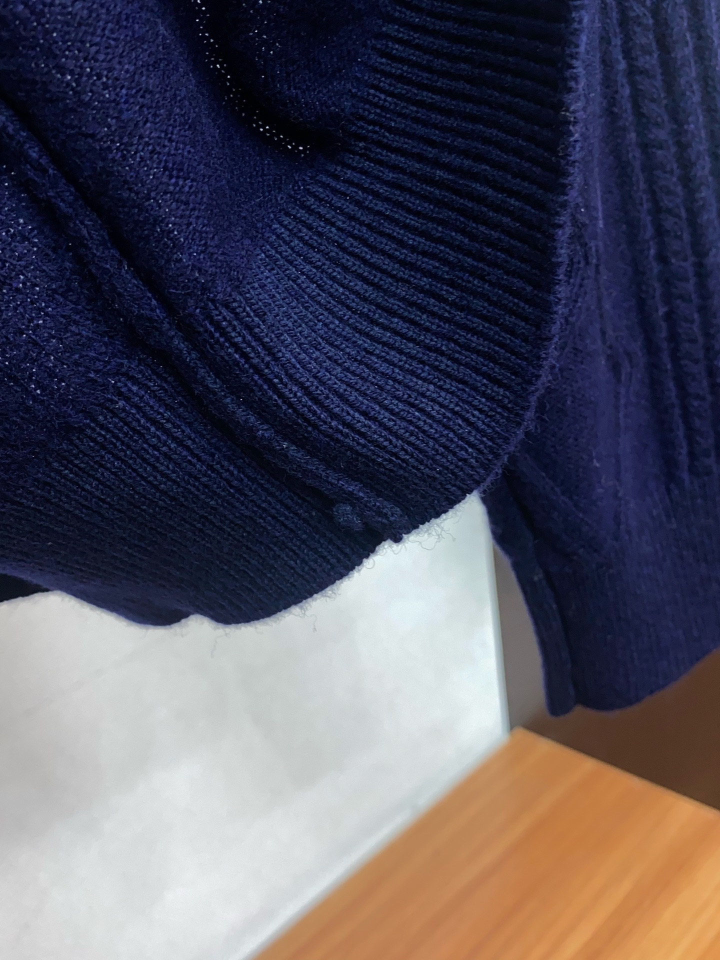 🌾 巴宝莉 2025官网秋冬季最新款圆领毛衣，专柜同步在售爆款！特供羊绒面料.手感舒适.可直接接触皮肤，