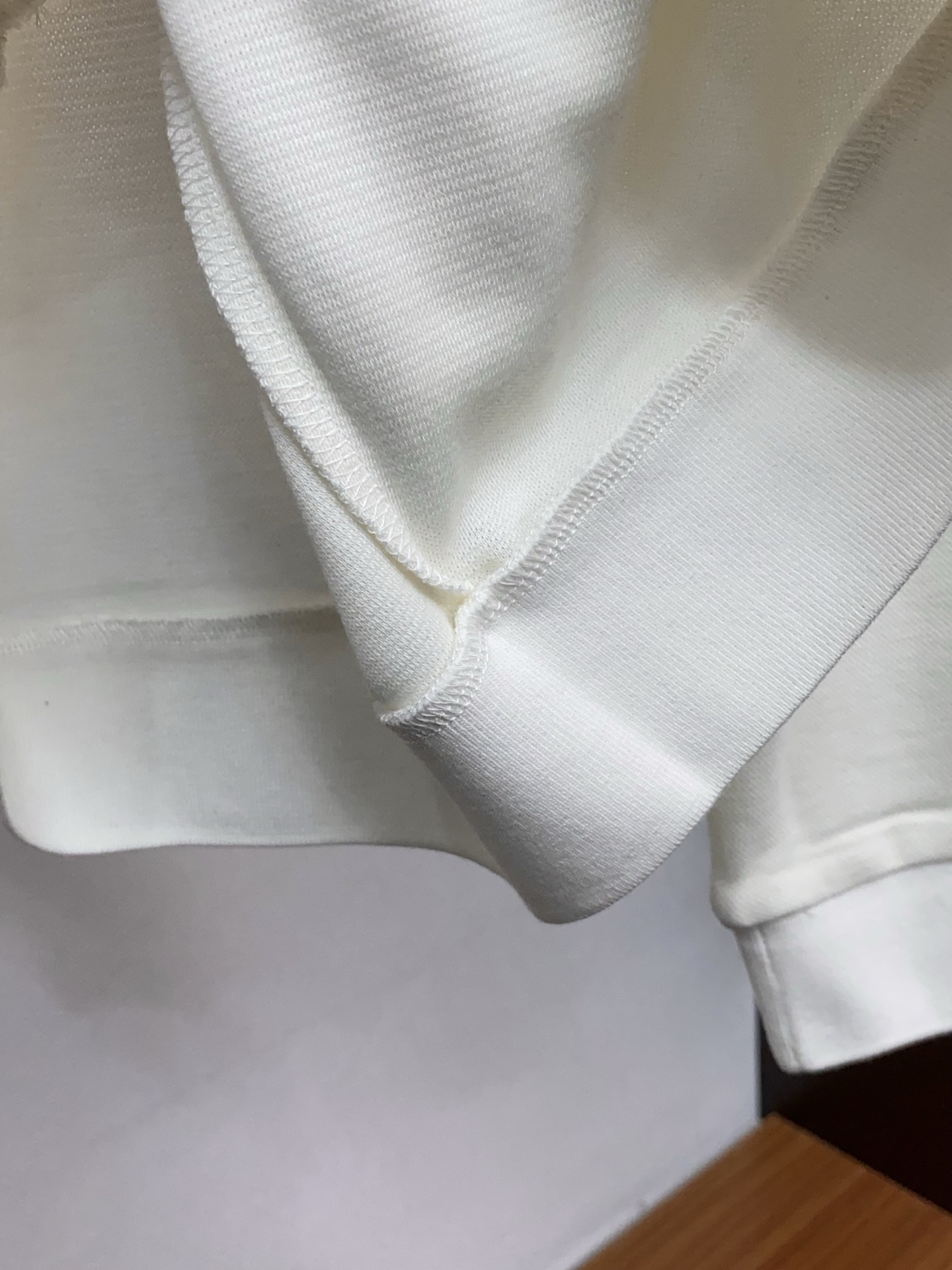 杰尼亚 2025ss新品时尚休闲翻领单穿商务休闲高档精纺纯长袖半拉链Polo衫 舒适保暖！抗起球👍🏼不刺