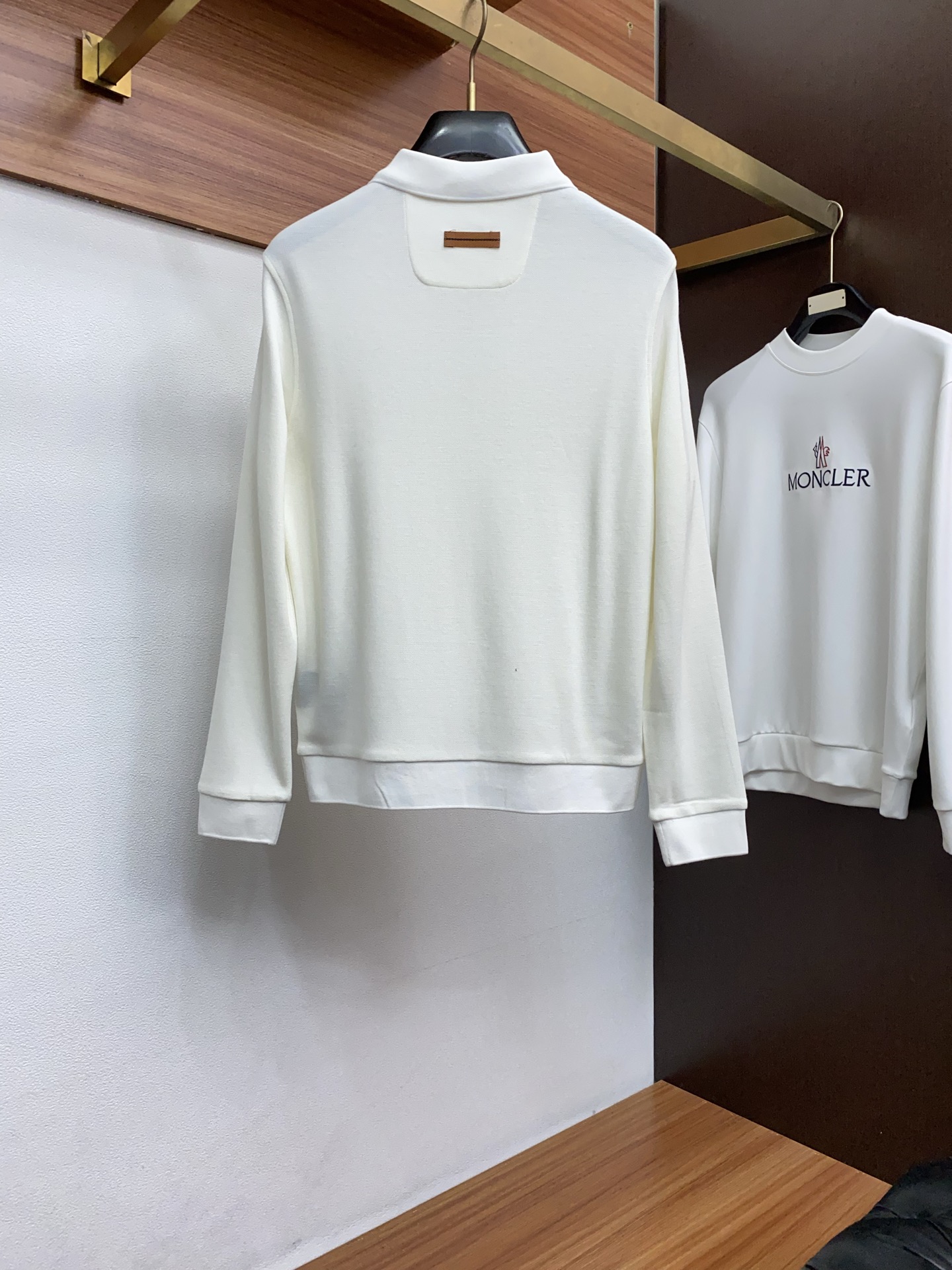 杰尼亚 2025ss新品时尚休闲翻领单穿商务休闲高档精纺纯长袖半拉链Polo衫 舒适保暖！抗起球👍🏼不刺