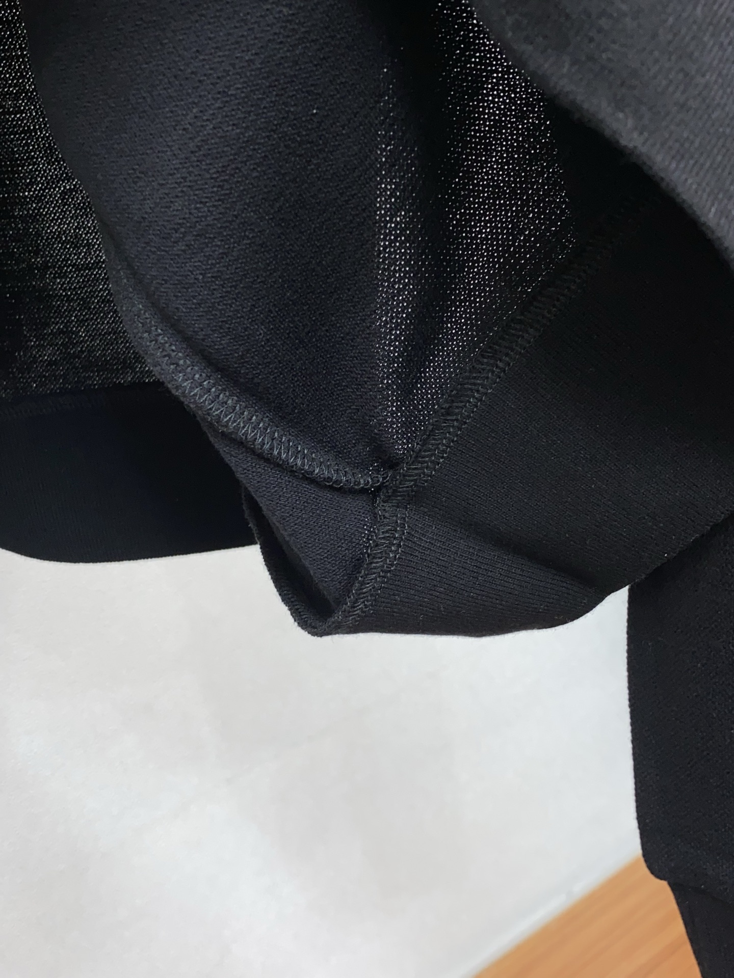 杰尼亚 2025ss新品时尚休闲翻领单穿商务休闲高档精纺纯长袖半拉链Polo衫 舒适保暖！抗起球👍🏼不刺