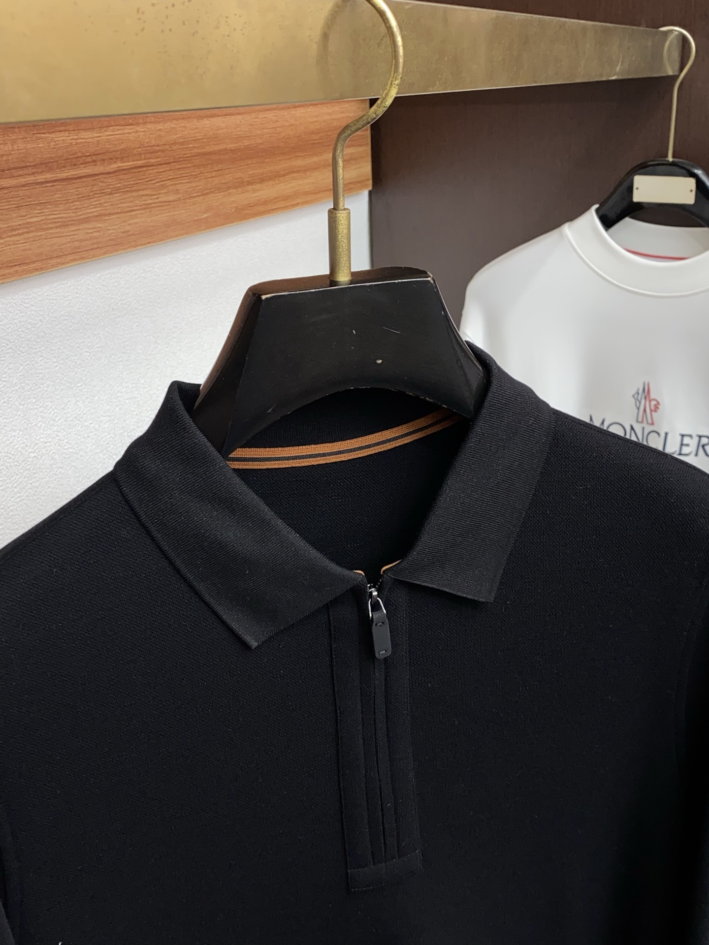 杰尼亚 2025ss新品时尚休闲翻领单穿商务休闲高档精纺纯长袖半拉链Polo衫 舒适保暖！抗起球👍🏼不刺