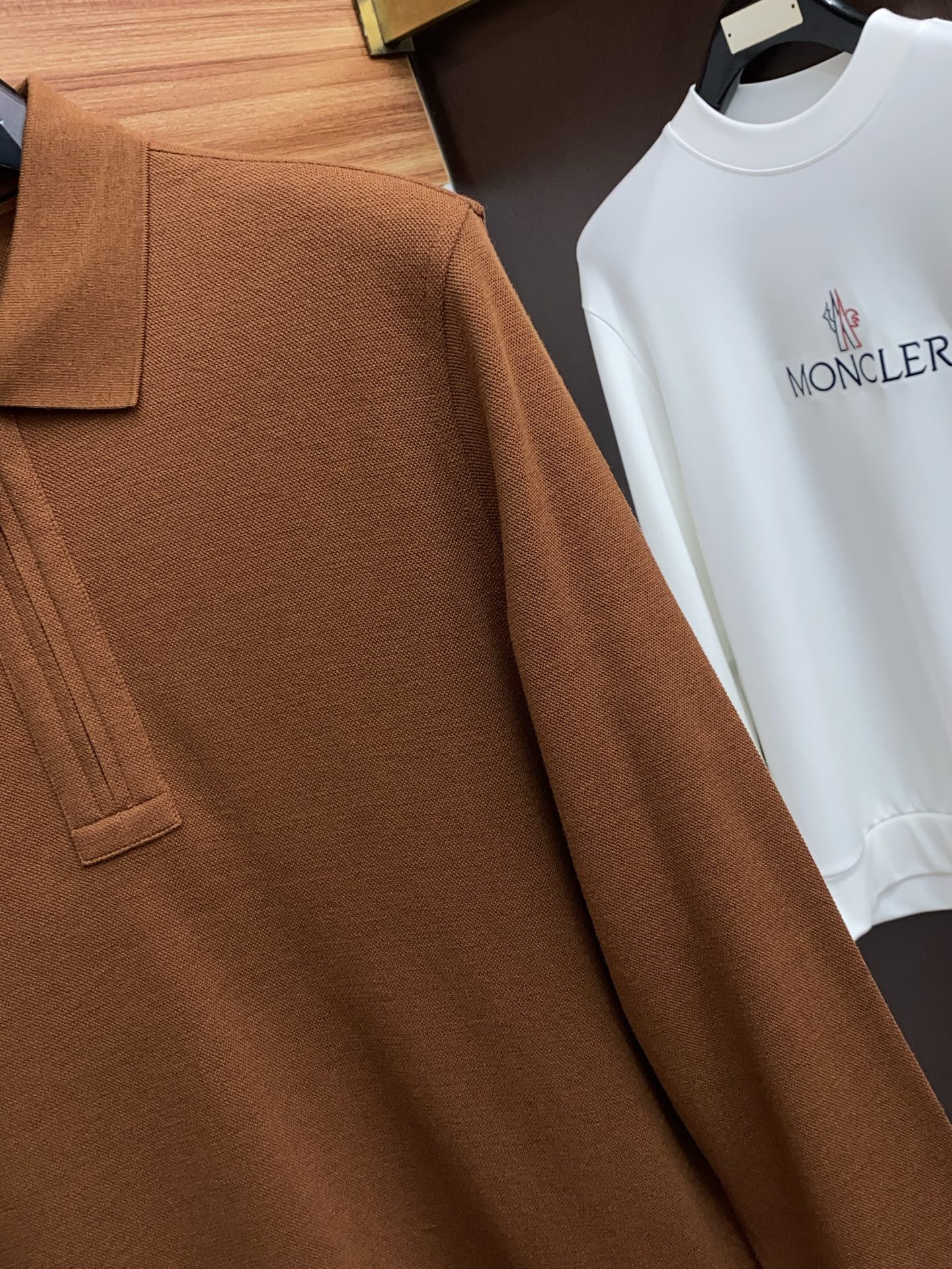 杰尼亚 2025ss新品时尚休闲翻领单穿商务休闲高档精纺纯长袖半拉链Polo衫 舒适保暖！抗起球👍🏼不刺