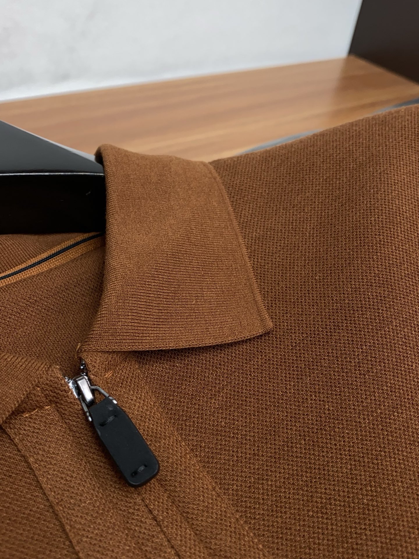 杰尼亚 2025ss新品时尚休闲翻领单穿商务休闲高档精纺纯长袖半拉链Polo衫 舒适保暖！抗起球👍🏼不刺