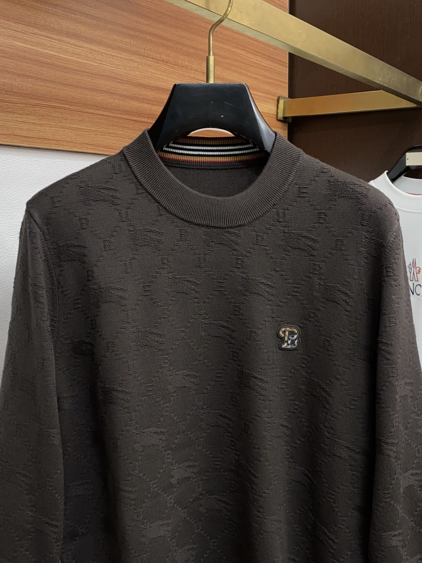 巴宝莉 2025FW男士秋冬羊毛混纺毛衣 打底外穿毛衣 针织衫休闲日常穿搭单品！上身修饰身形、定制面料将