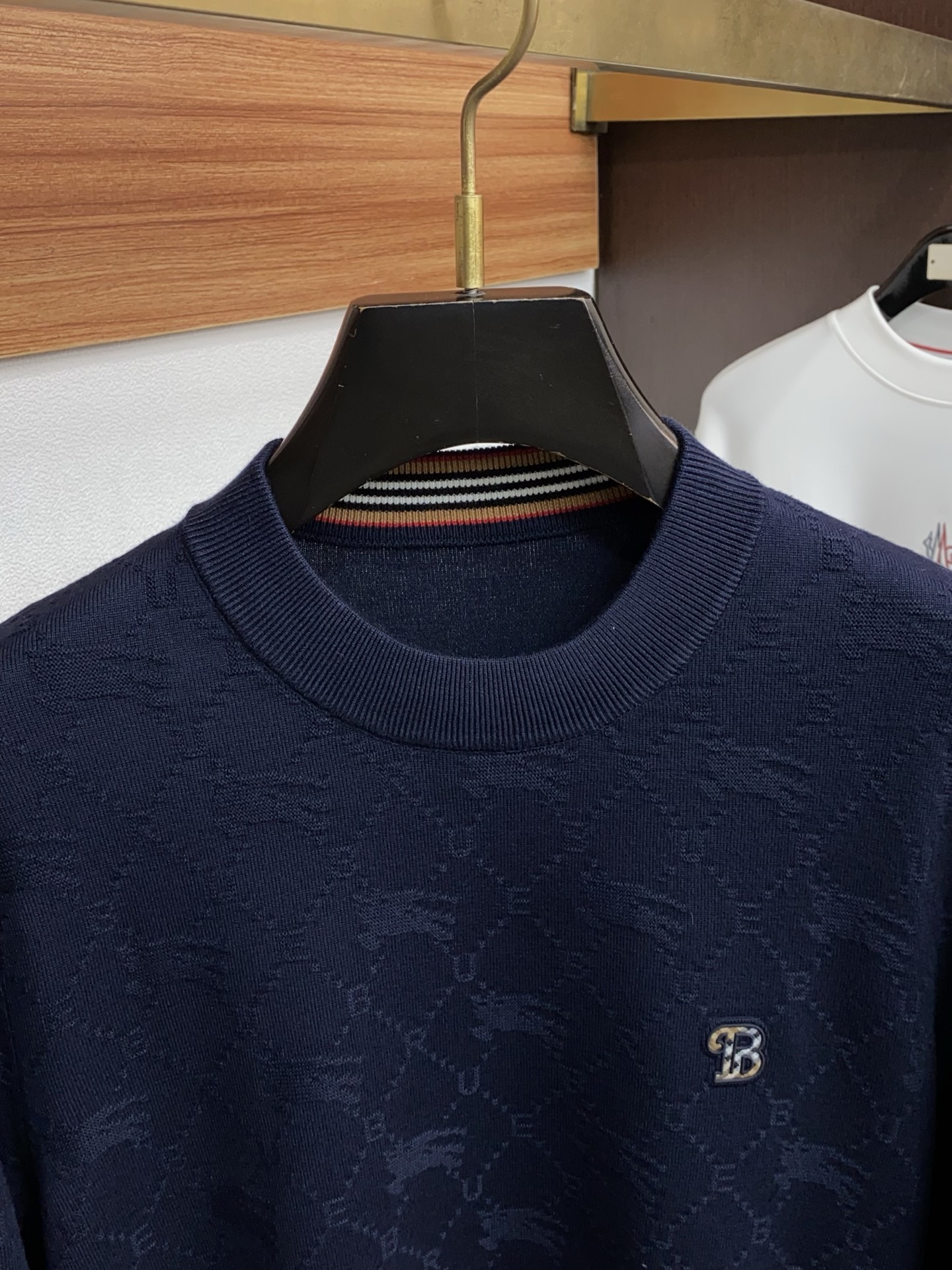 巴宝莉 2025FW男士秋冬羊毛混纺毛衣 打底外穿毛衣 针织衫休闲日常穿搭单品！上身修饰身形、定制面料将