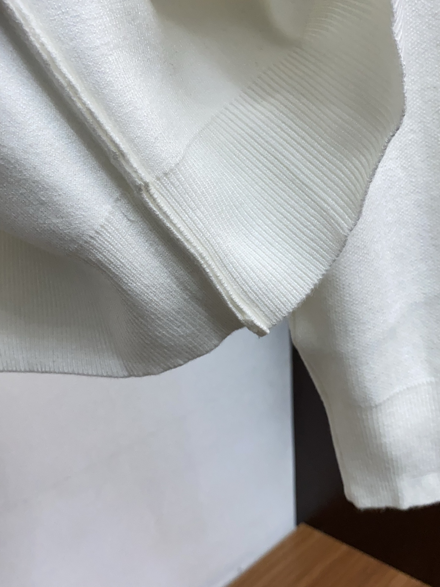 TB 2025官网秋冬季最新款圆领毛衣，专柜同步在售爆款！特供羊毛混纺面料.手感舒适.可直接接触皮肤，l