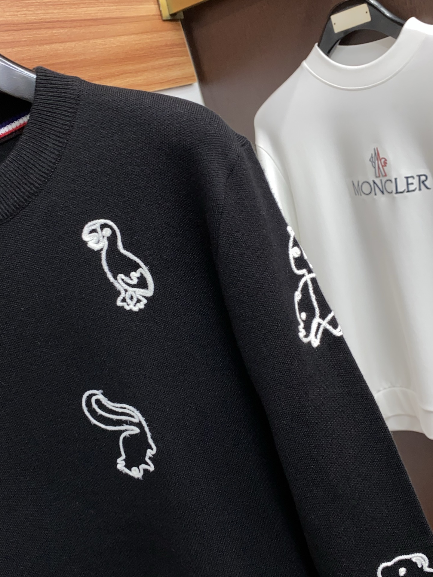 TB 2025官网秋冬季最新款圆领毛衣，专柜同步在售爆款！特供羊毛混纺面料.手感舒适.可直接接触皮肤，l