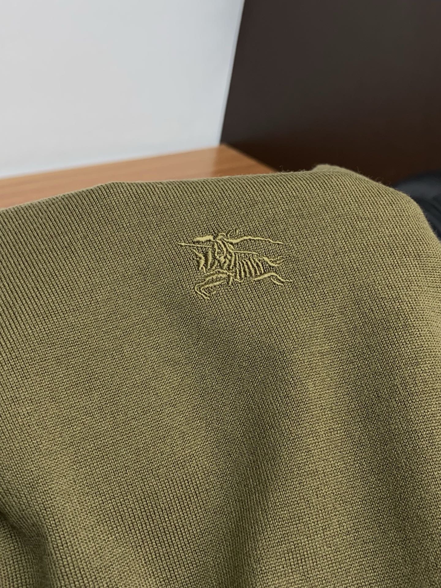 巴宝莉25秋冬高品质 百分百绵羊毛圆领毛衣精品棉羊毛毛衣 男款高端定制臻品系列 隶属品牌高端主线 专利顶