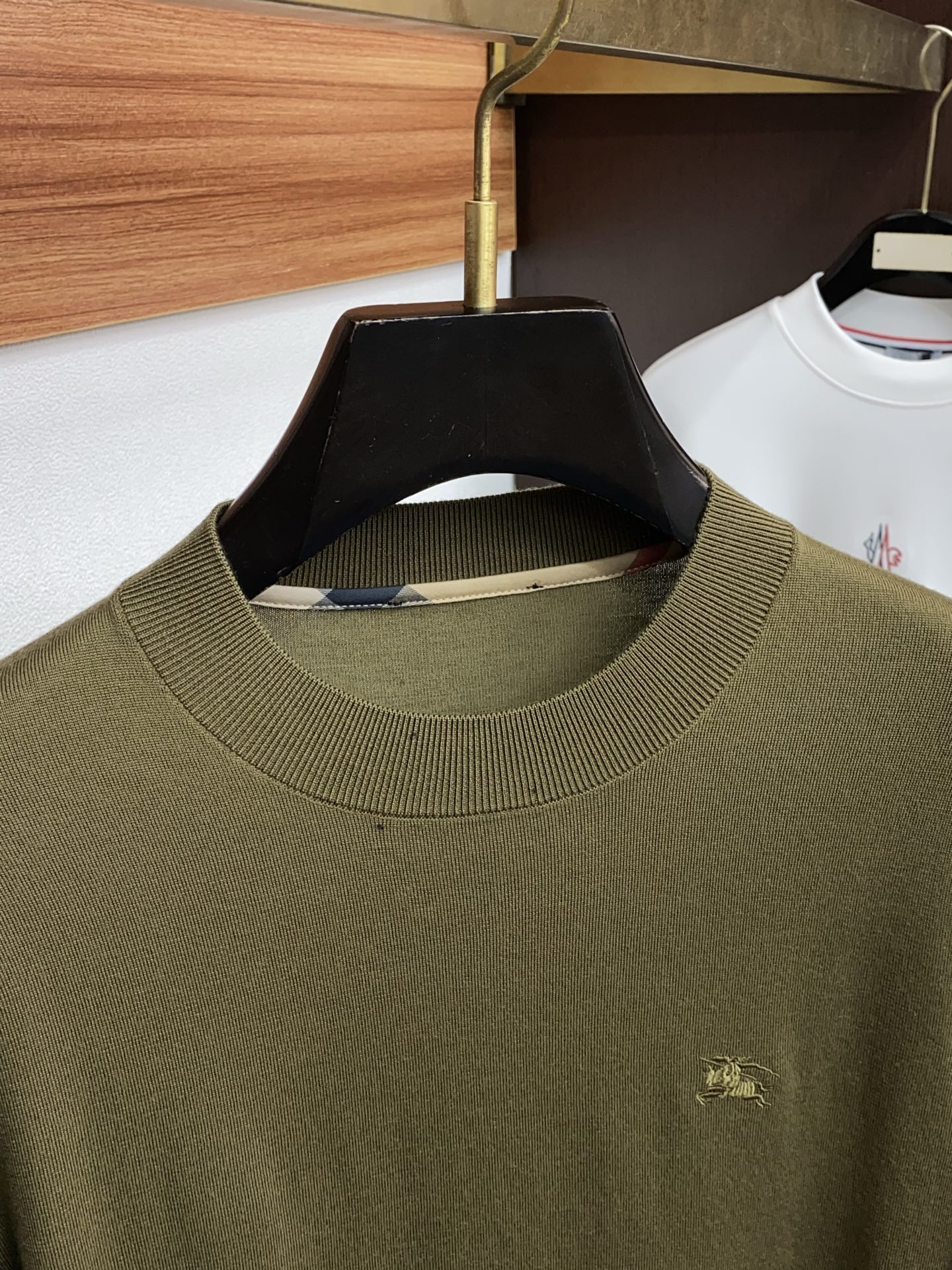 巴宝莉25秋冬高品质 百分百绵羊毛圆领毛衣精品棉羊毛毛衣 男款高端定制臻品系列 隶属品牌高端主线 专利顶