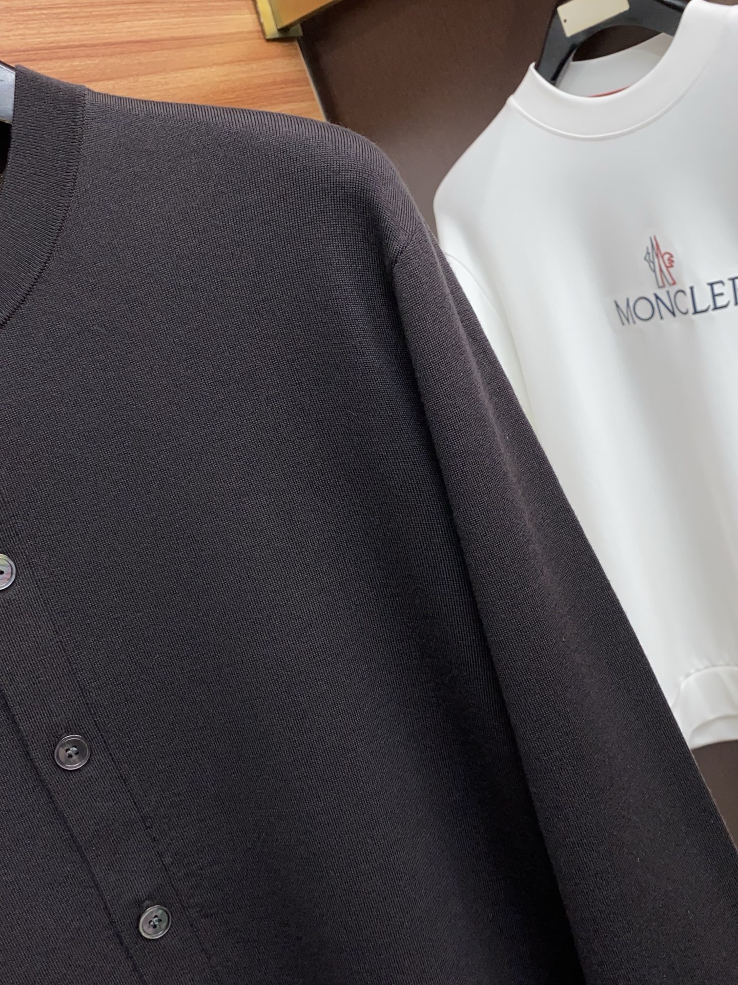 杰尼亚 25秋冬高品质 百分百绵羊毛圆领开衫毛衣精品棉羊毛专柜同步系列毛衣 男款高端定制臻品系列 隶属品