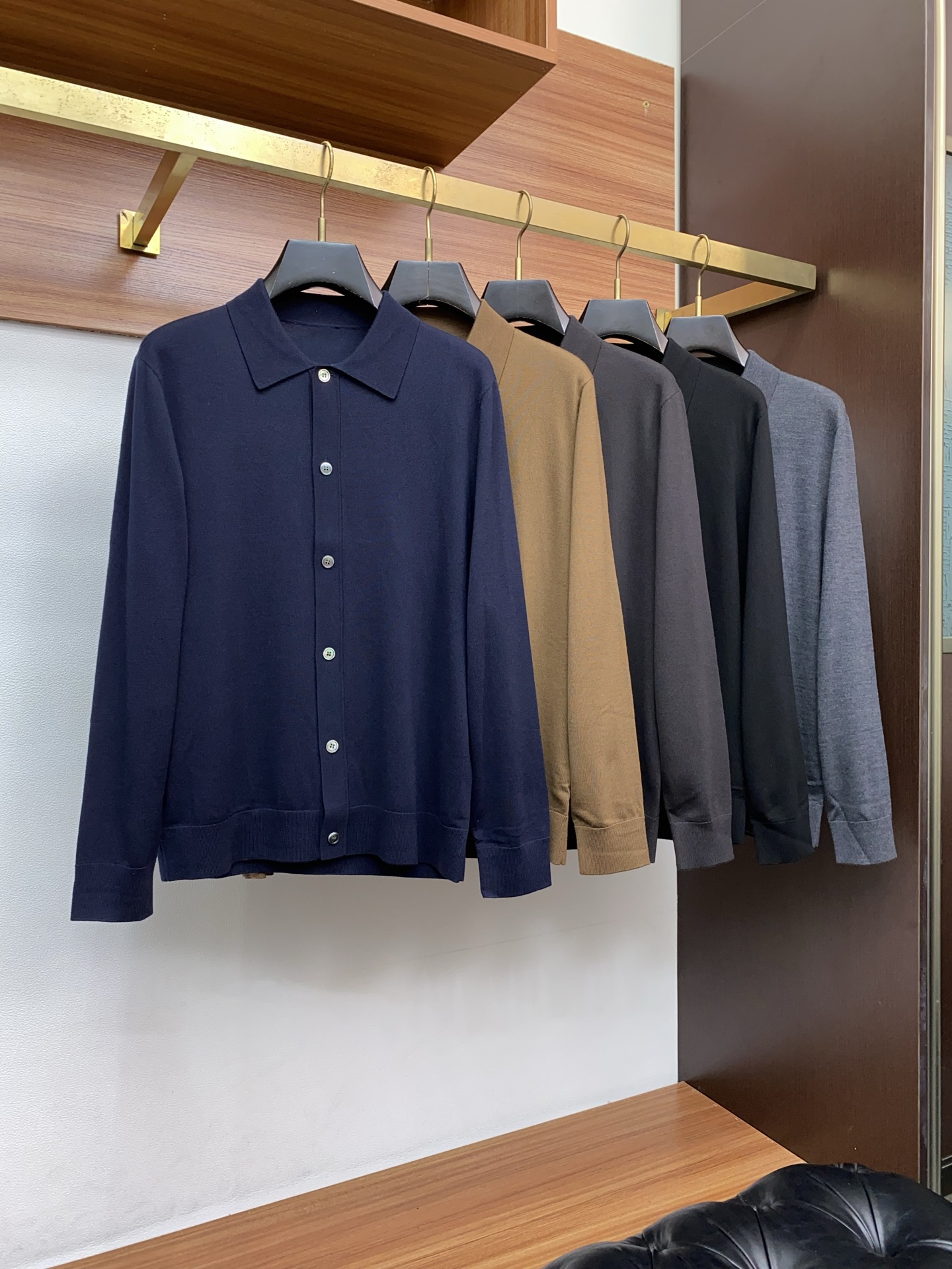 杰尼亚 25秋冬高品质 百分百绵羊毛翻领毛衣精品棉羊毛专柜同步系列毛衣 男款高端定制臻品系列 隶属品牌高